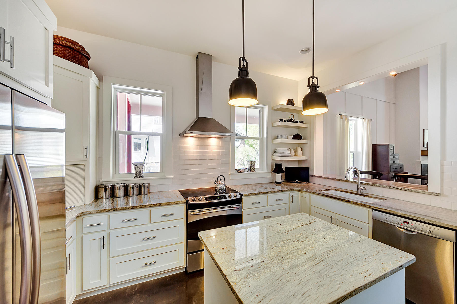 FOREST LAKES - Residential