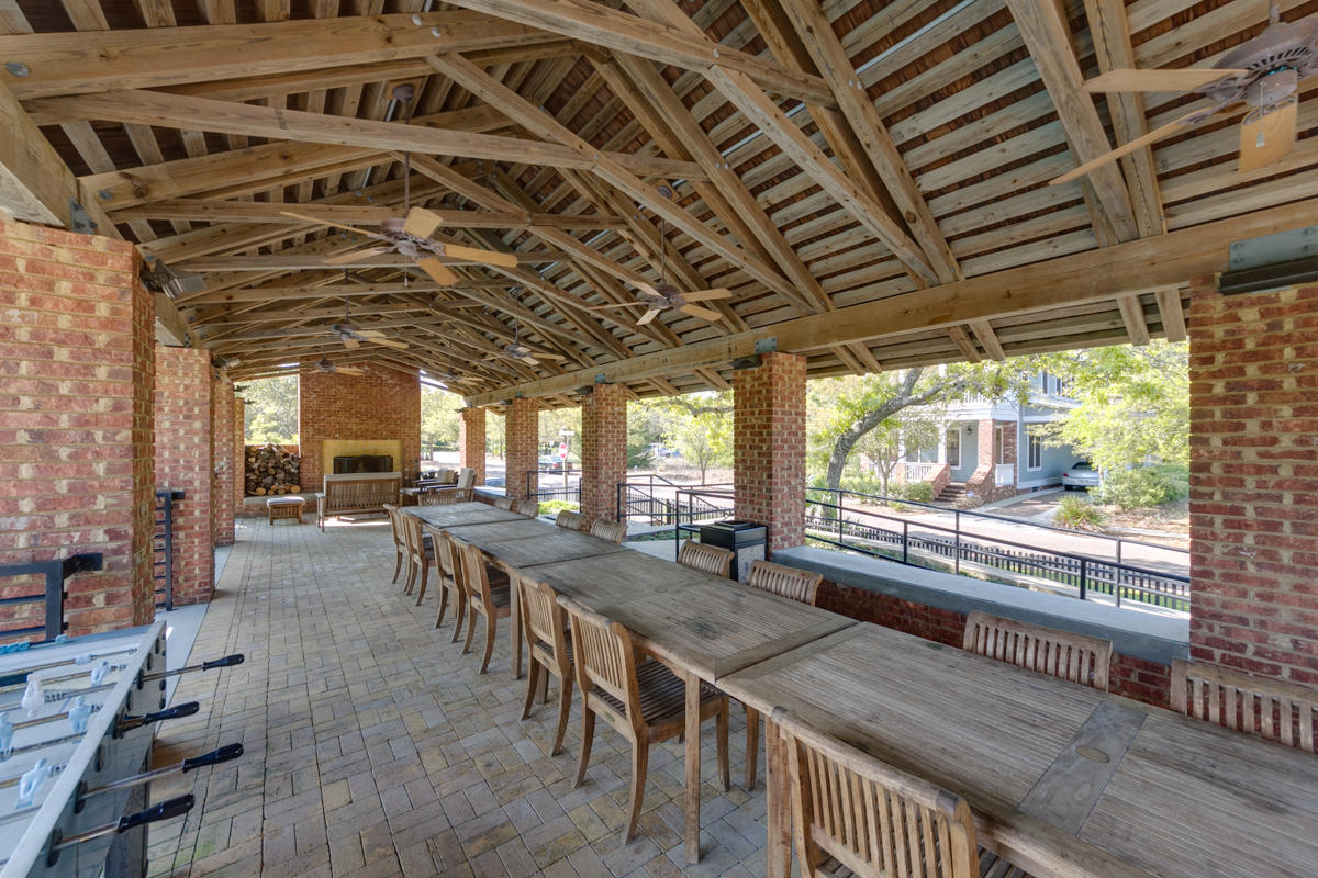 FOREST LAKES - Residential