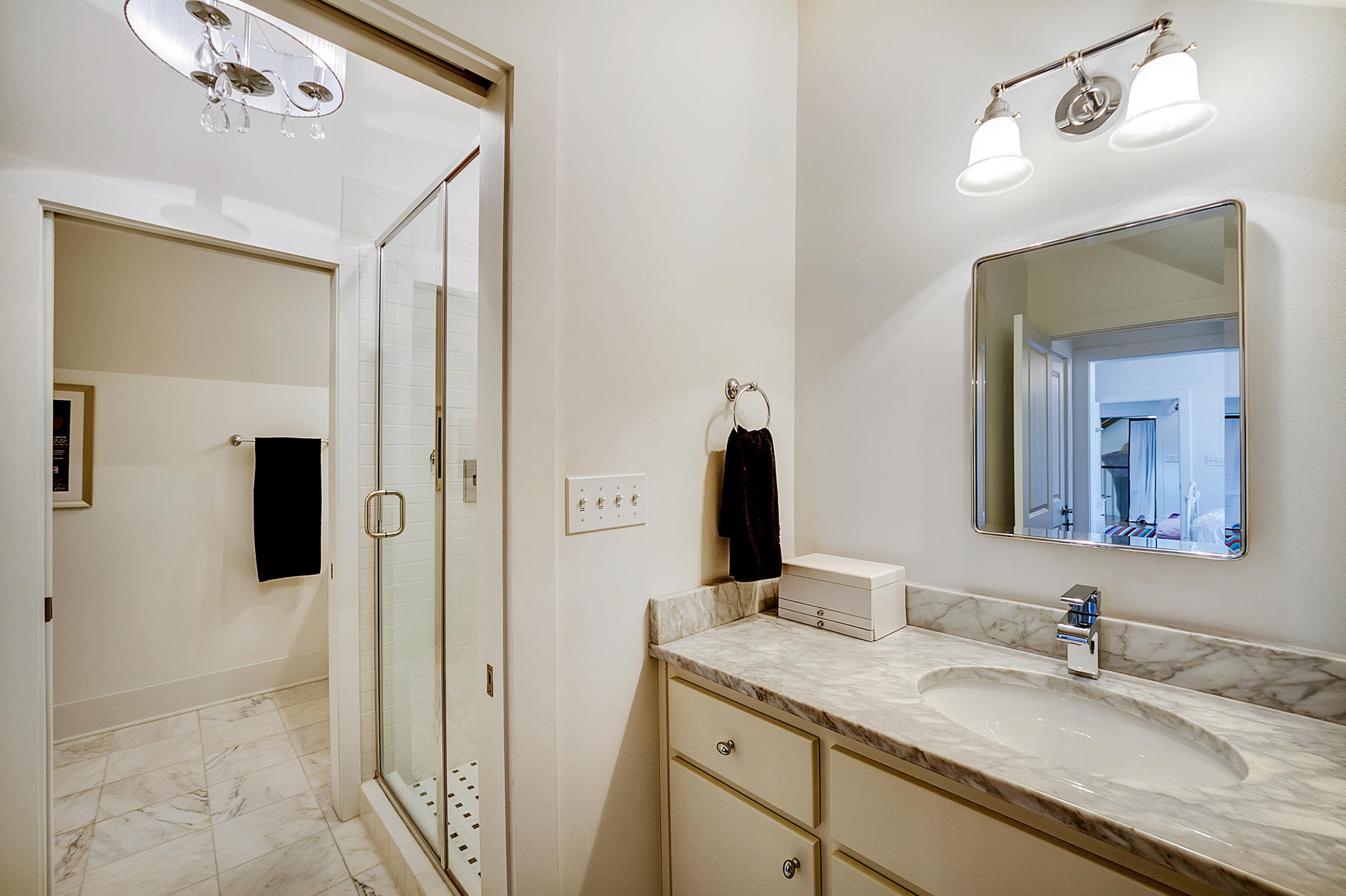 FOREST LAKES - Residential