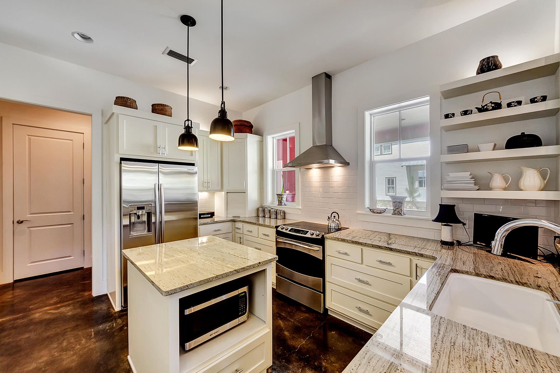 FOREST LAKES - Residential