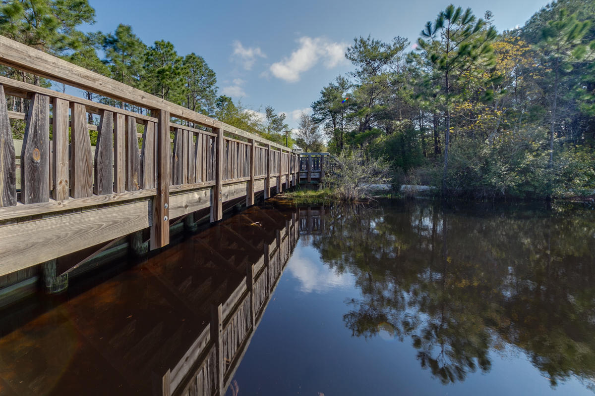 FOREST LAKES - Residential