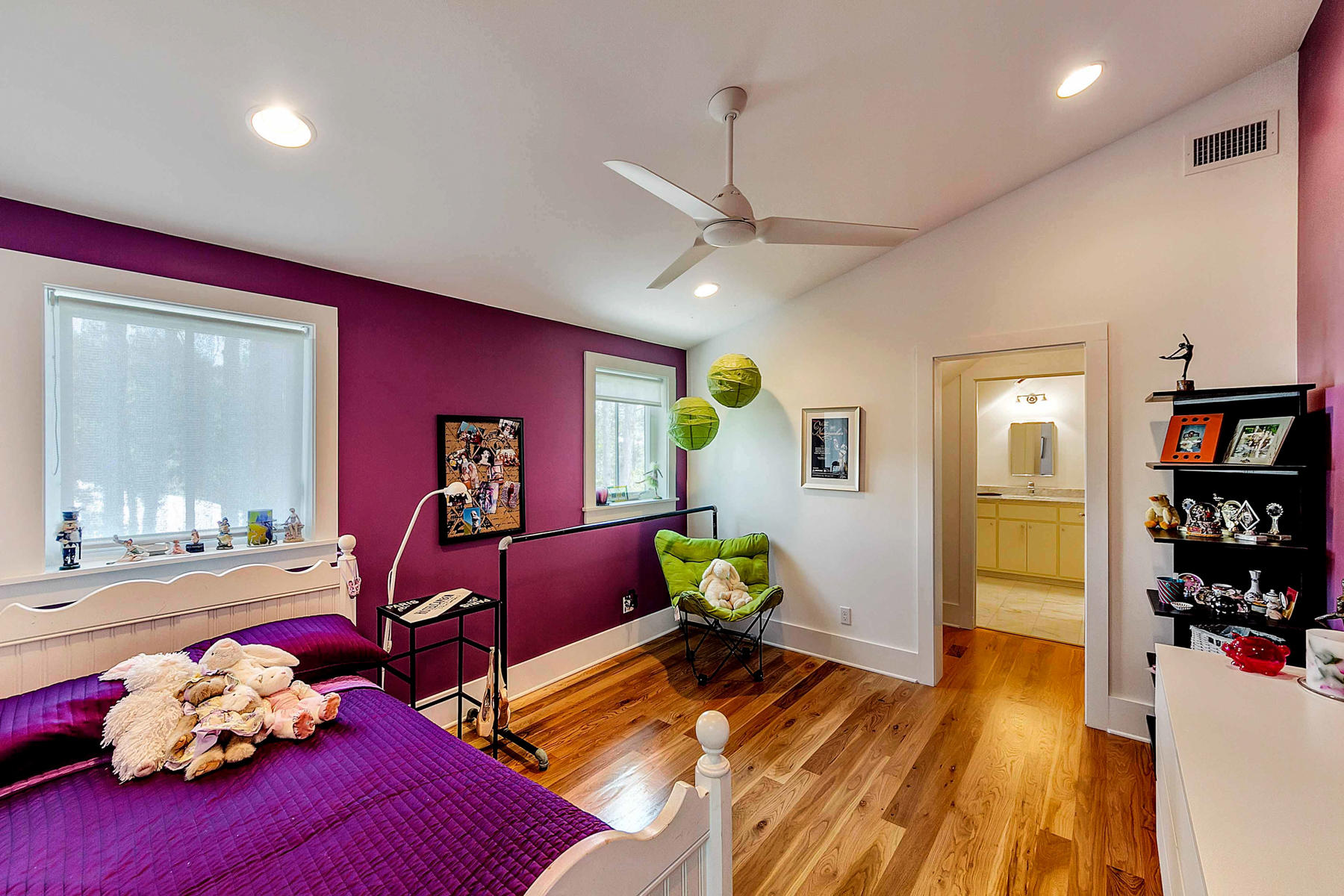 FOREST LAKES - Residential