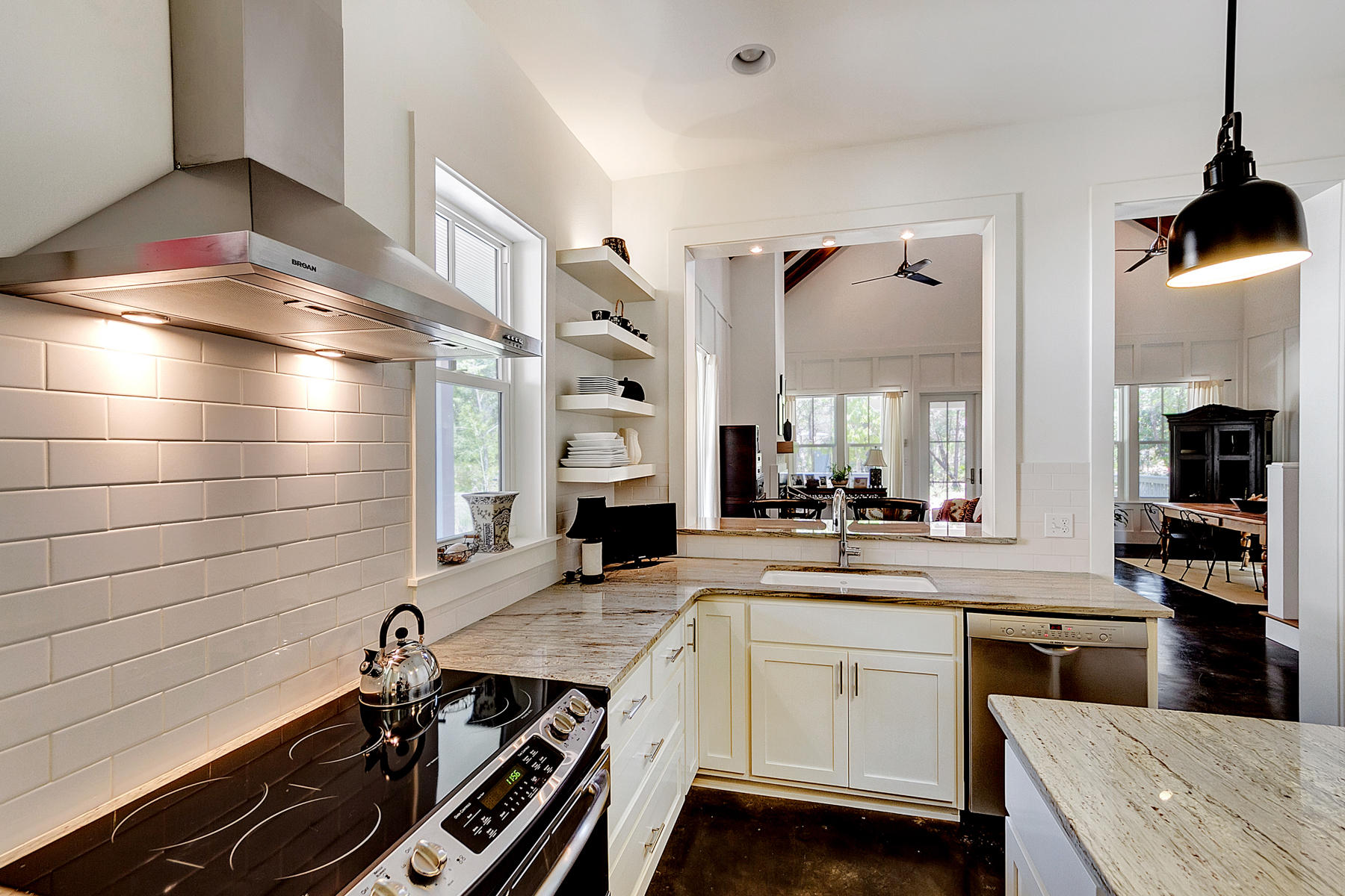 FOREST LAKES - Residential