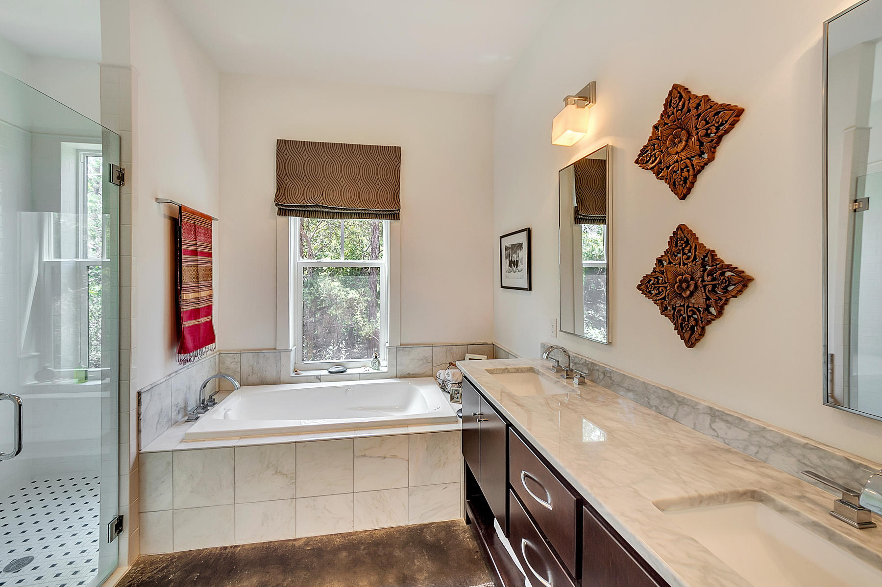 FOREST LAKES - Residential