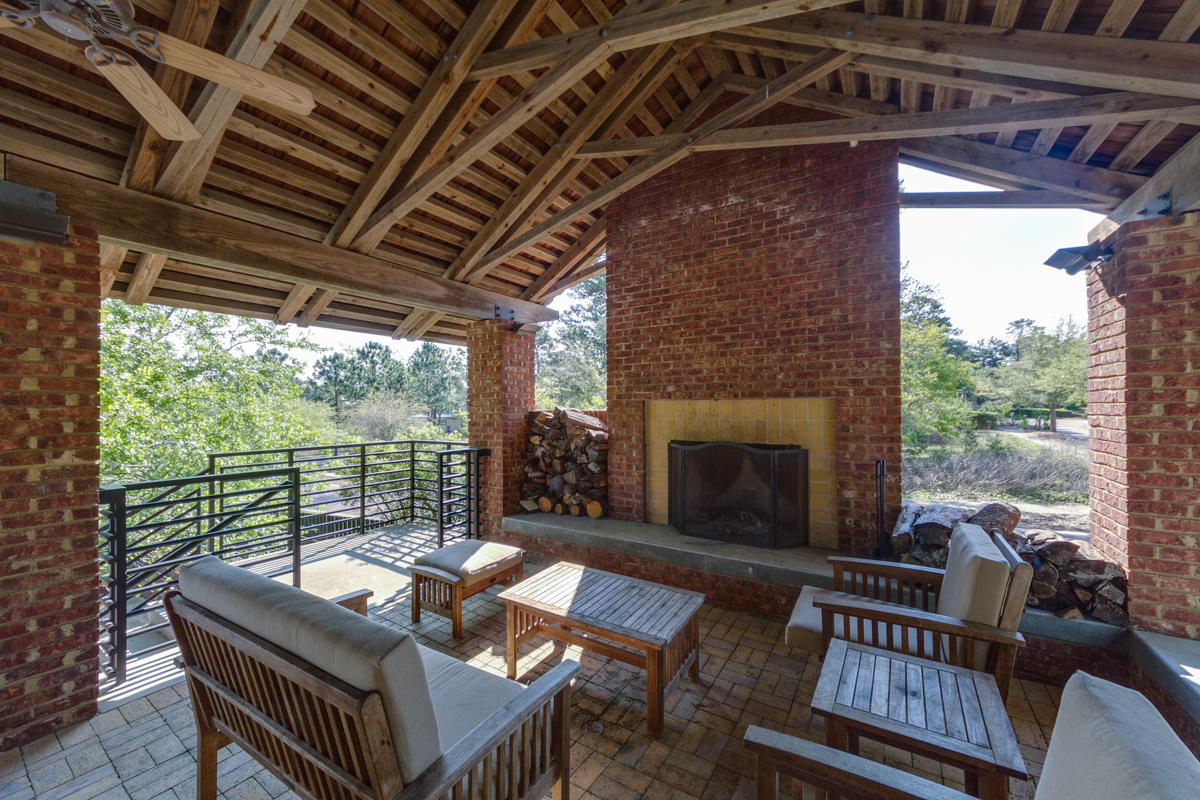 FOREST LAKES - Residential