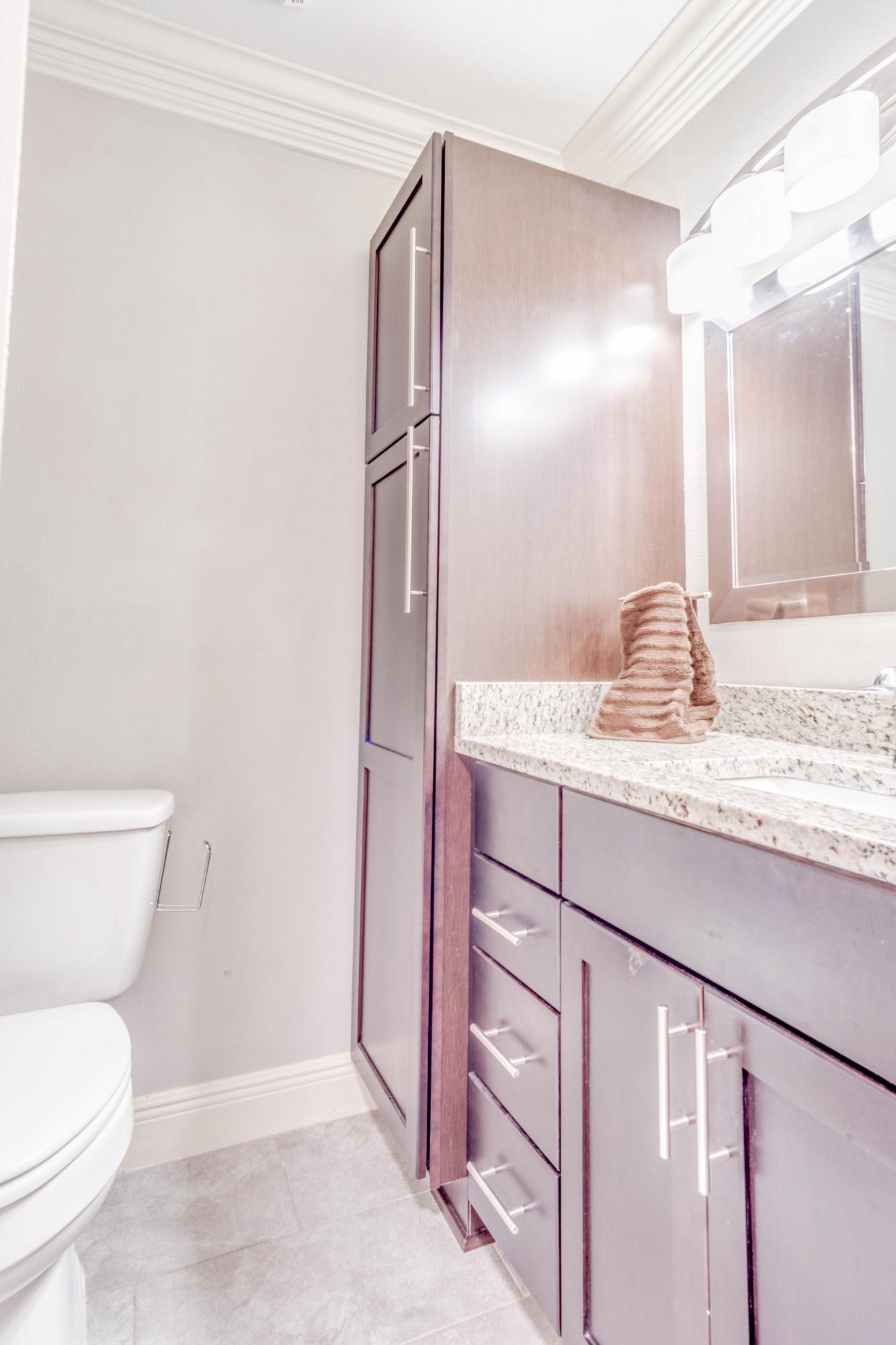 PINECREST HILLS - Residential Lease