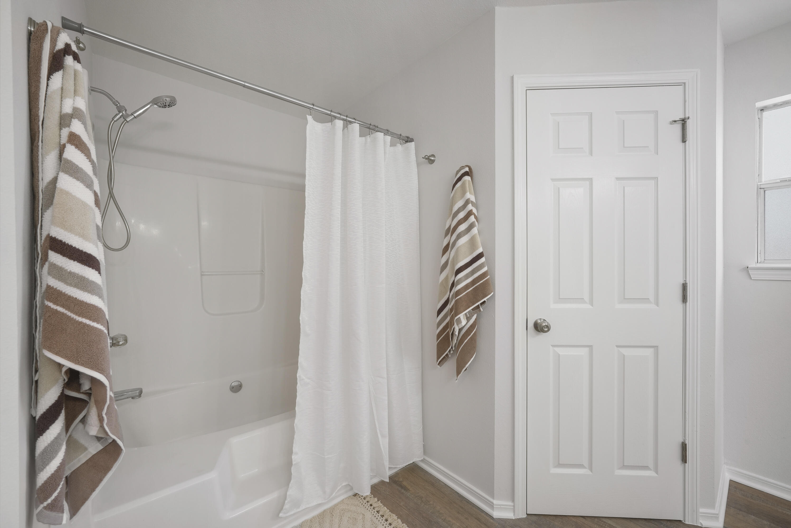 WESTVIEW ESTATES PH 3 - Residential