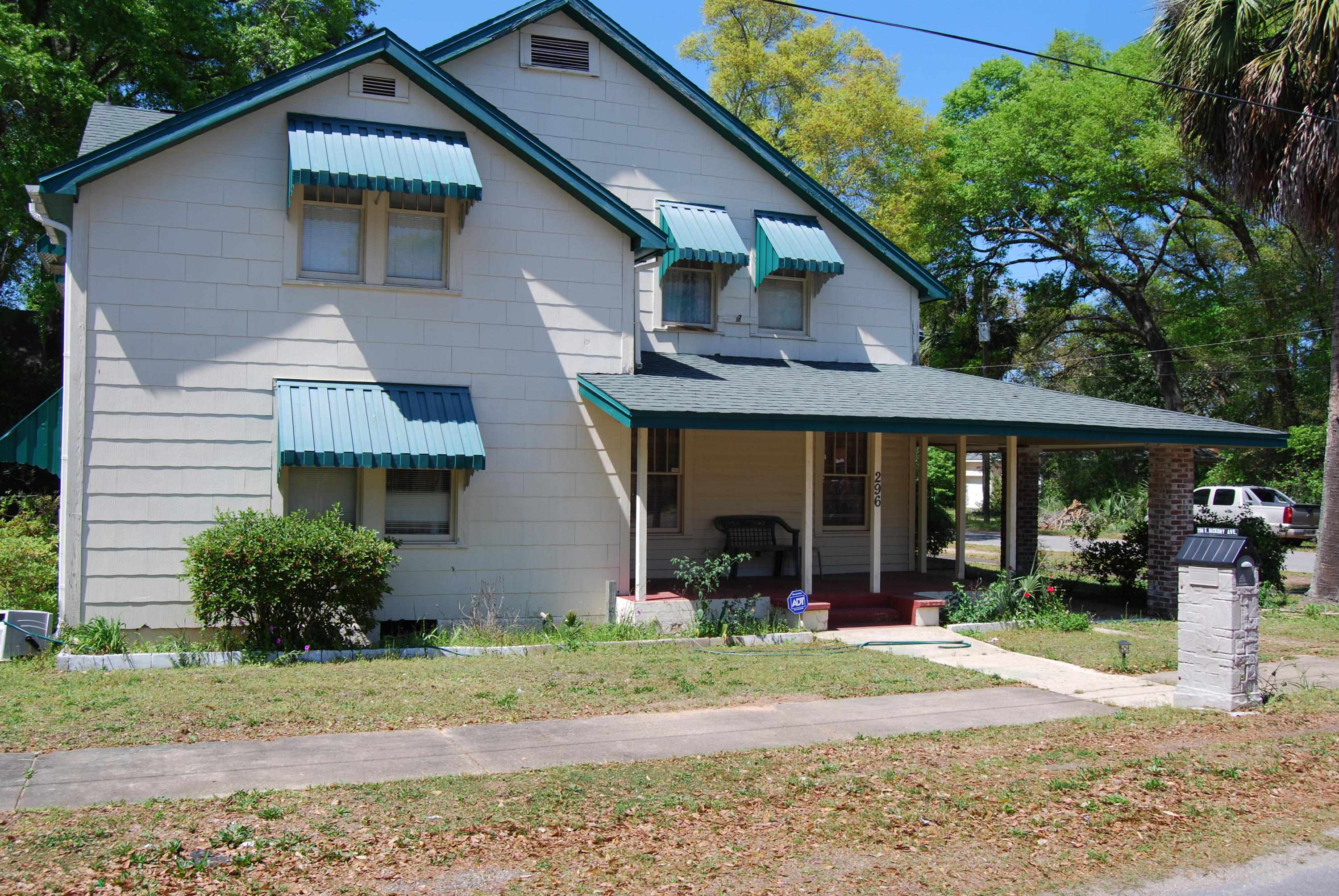 CRESTVIEW - Residential