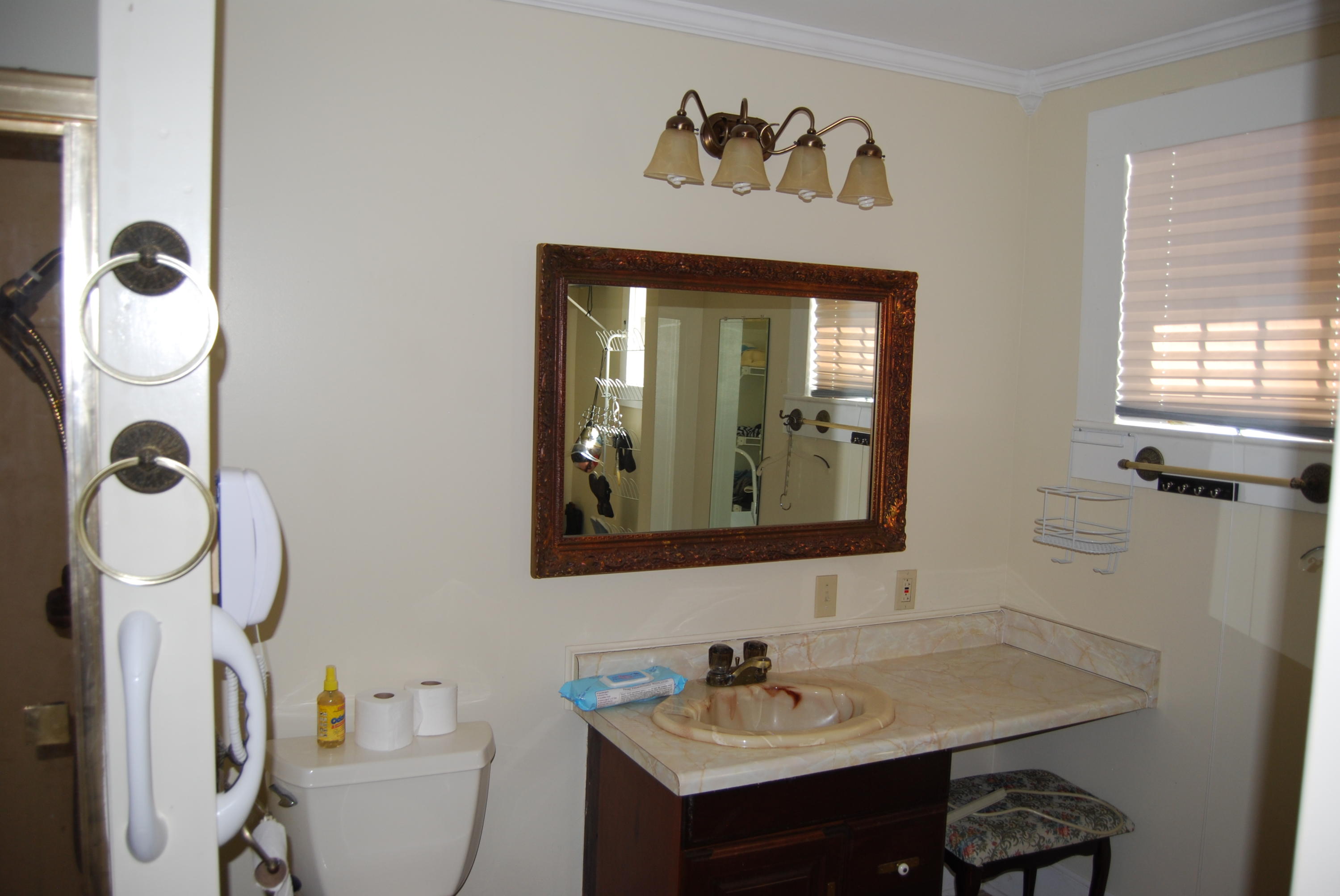 CRESTVIEW - Residential