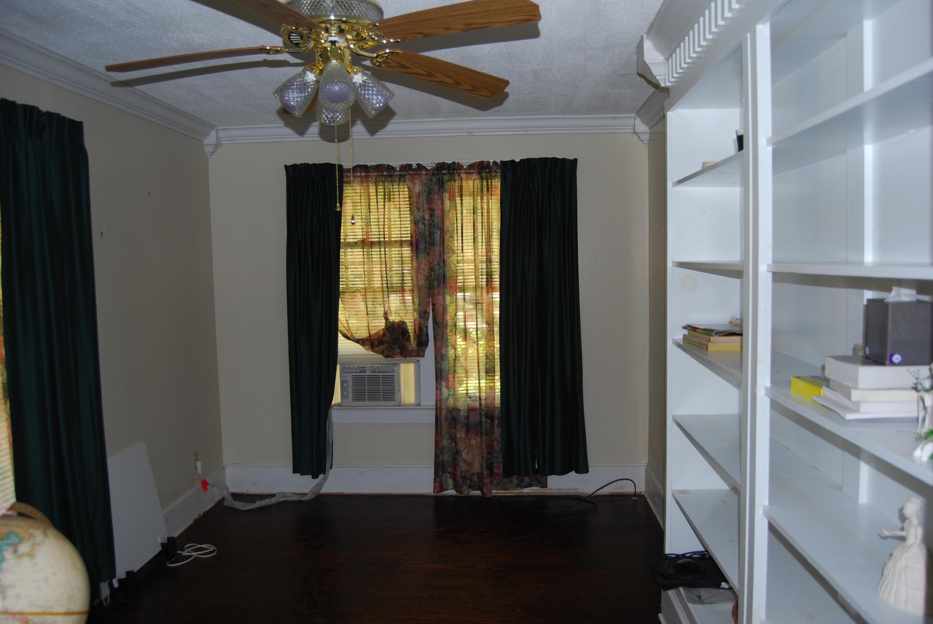 CRESTVIEW - Residential