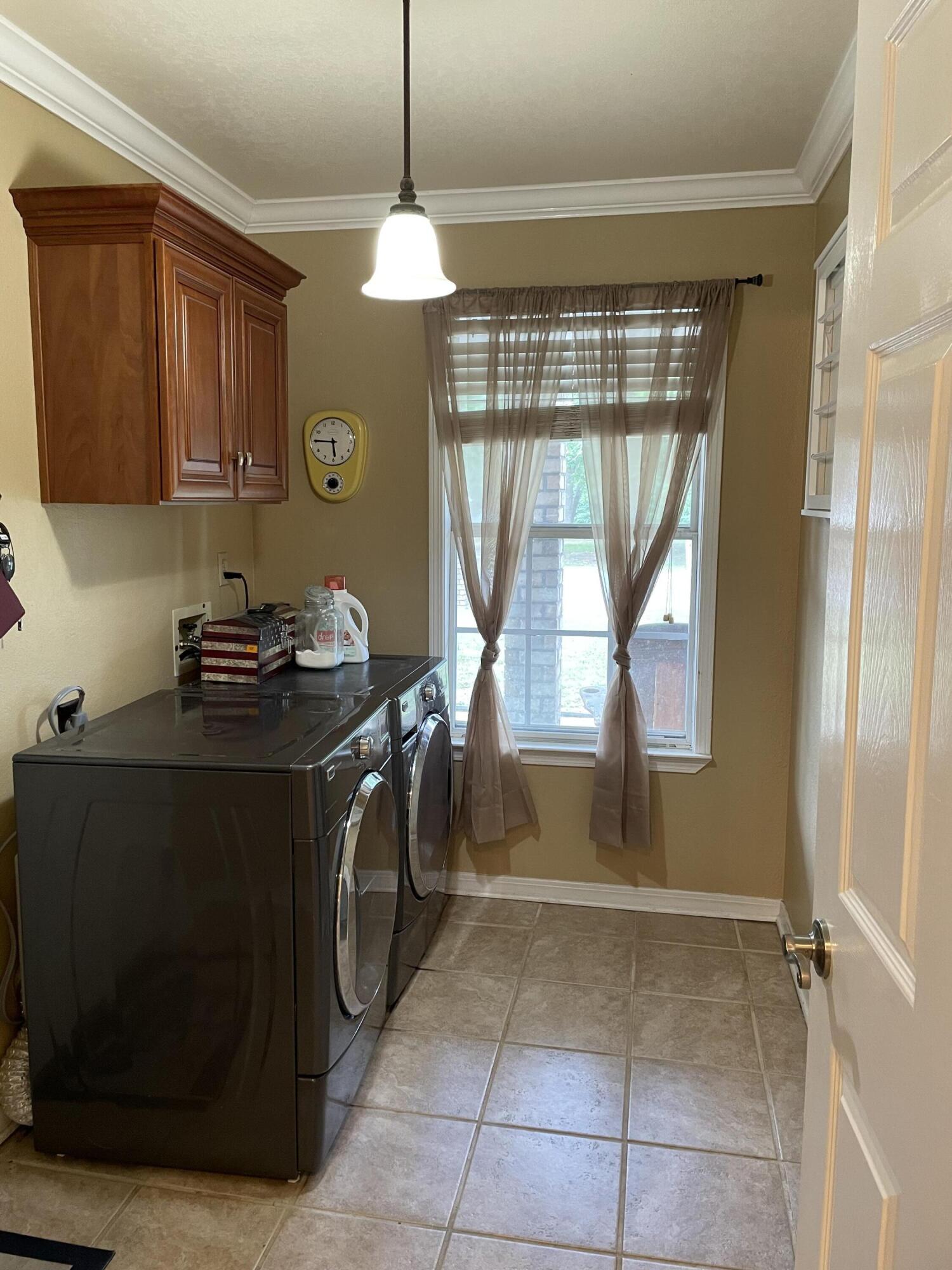 TIMBERLINE ESTATES - Residential Lease