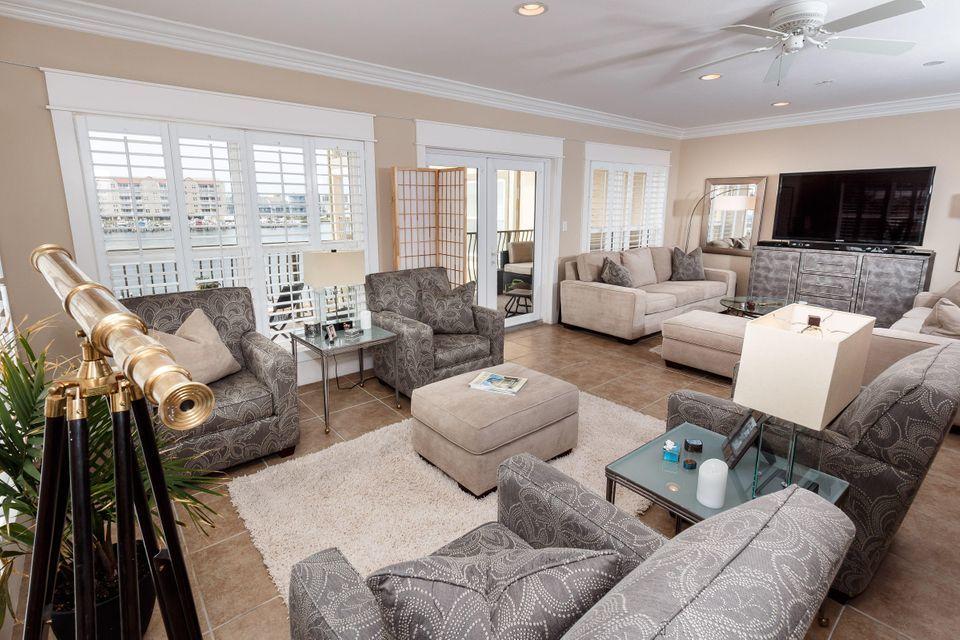 SAILWATCH LANDING - Residential