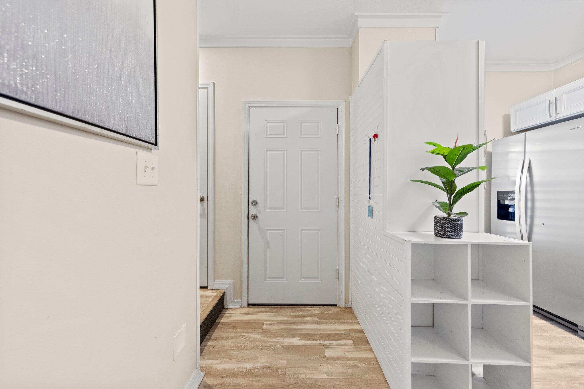 VILLA DANIELLE 1ST ADDN - Residential