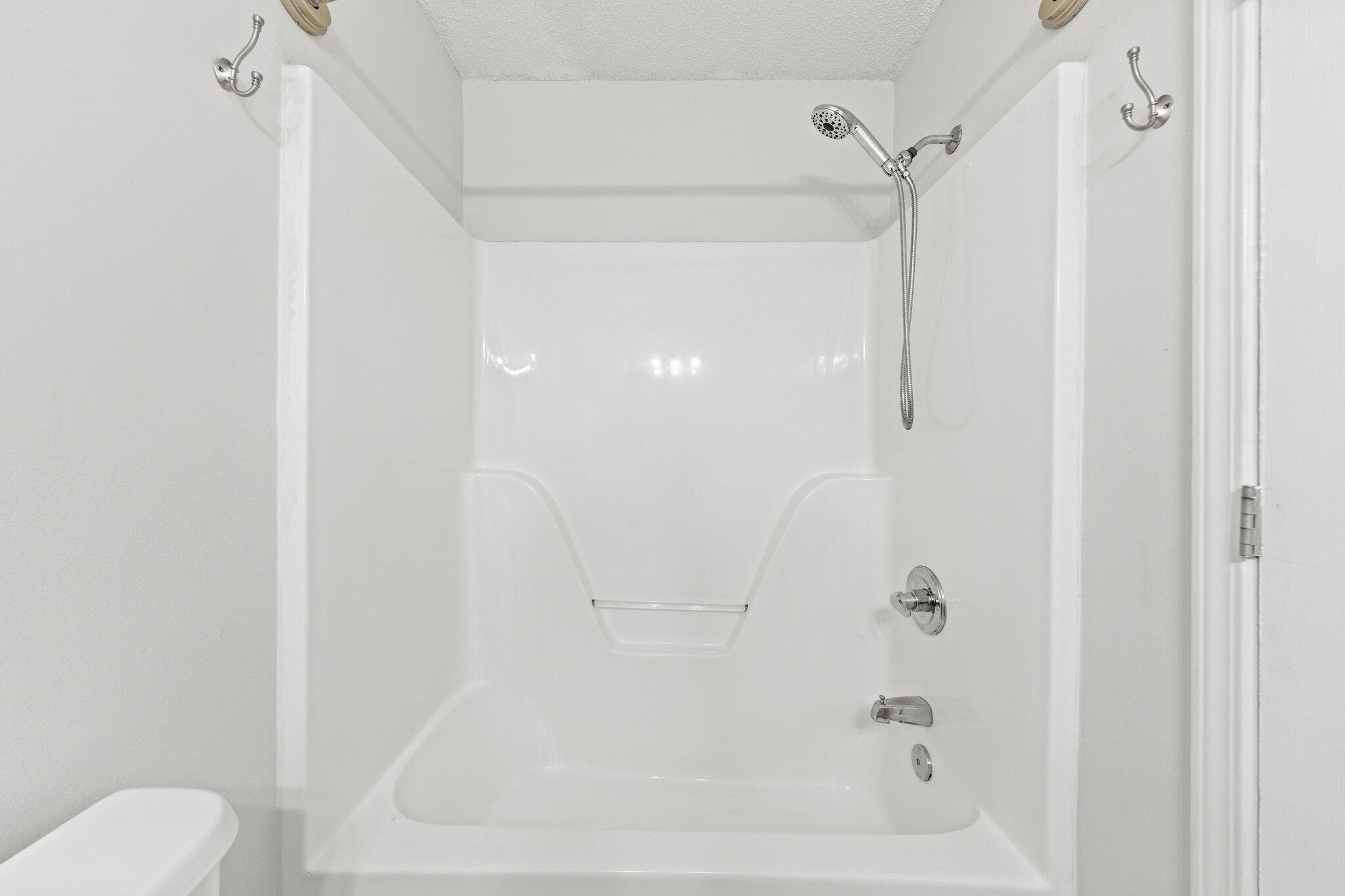 VILLA DANIELLE 1ST ADDN - Residential