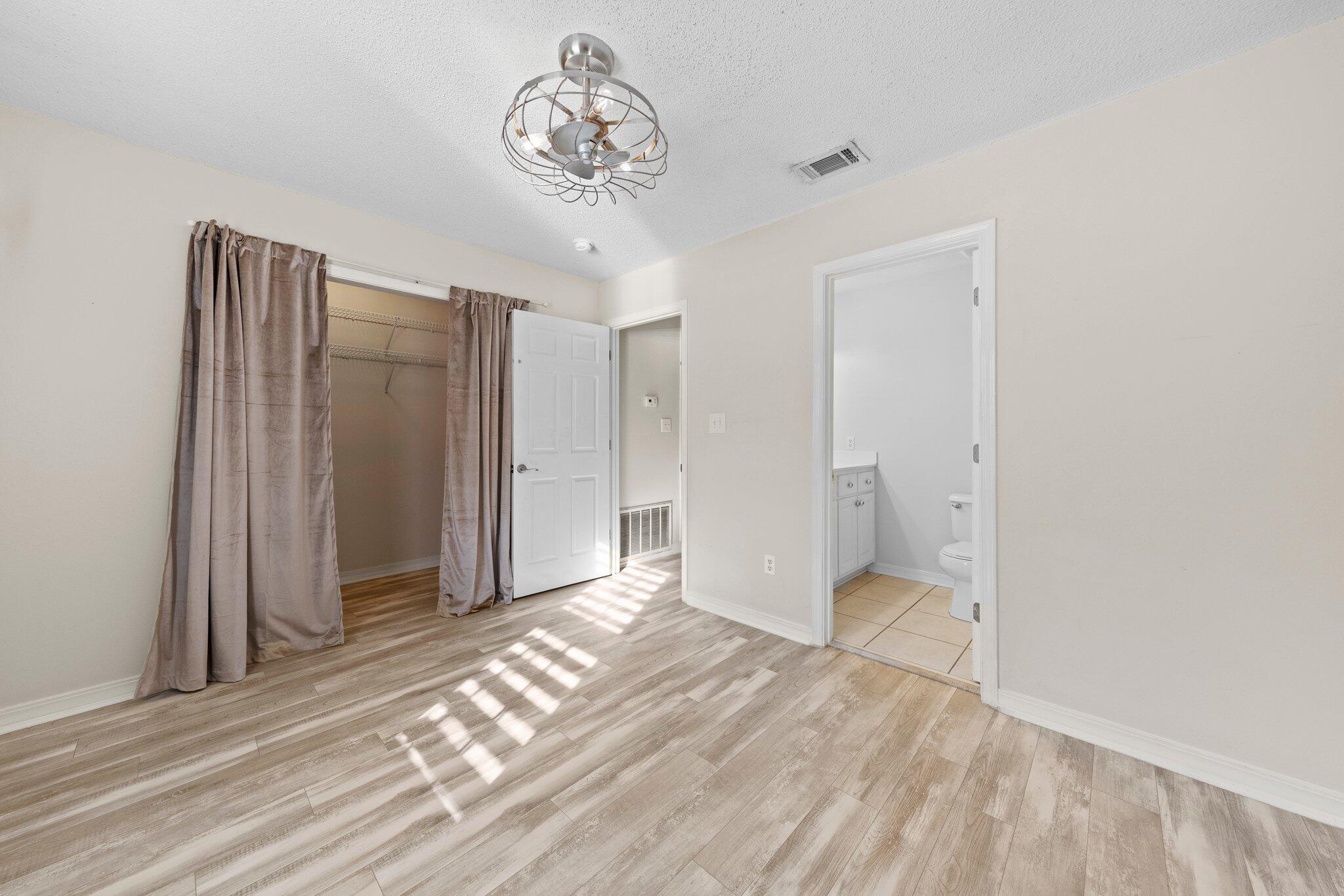 VILLA DANIELLE 1ST ADDN - Residential