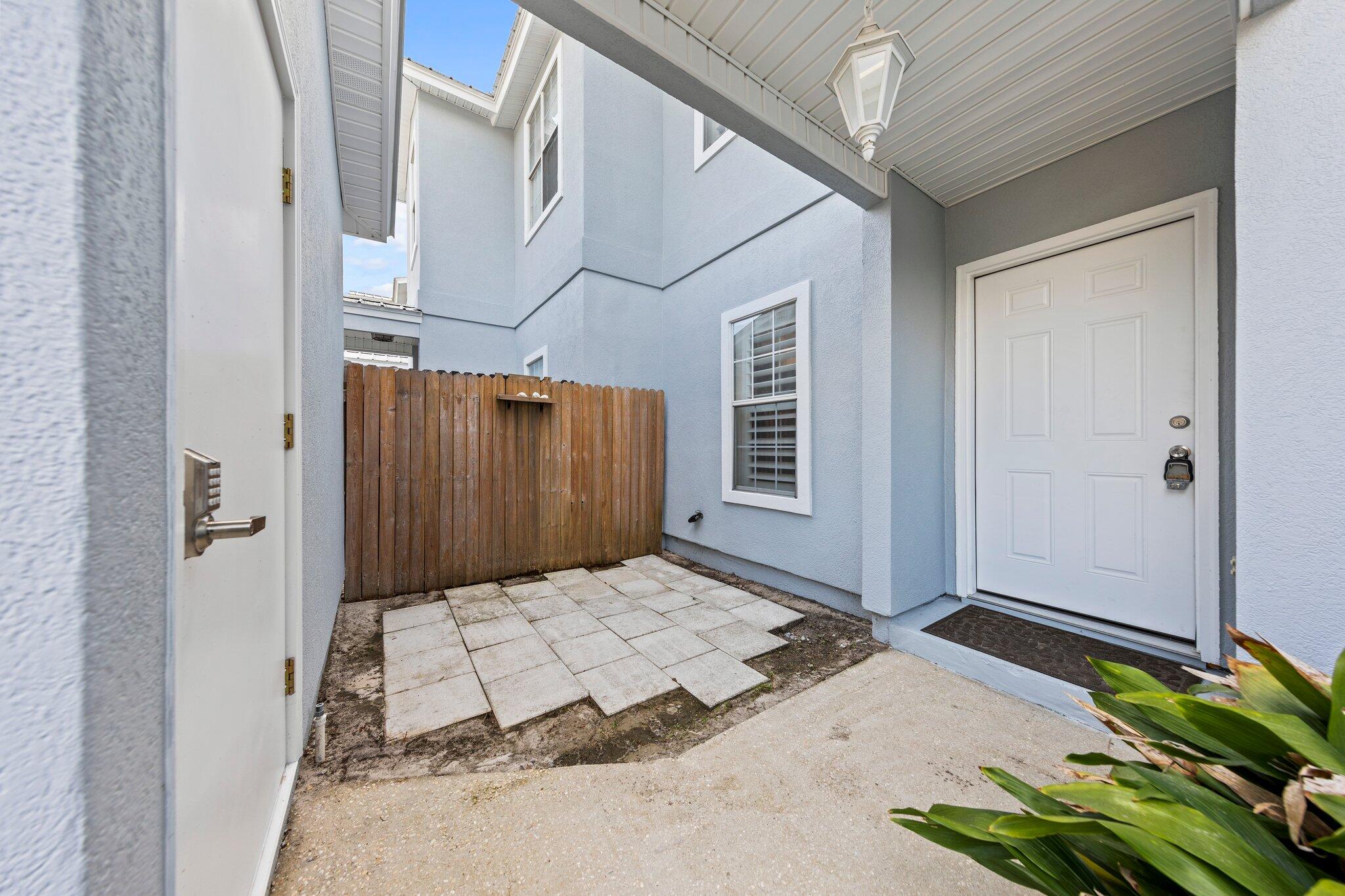 VILLA DANIELLE 1ST ADDN - Residential