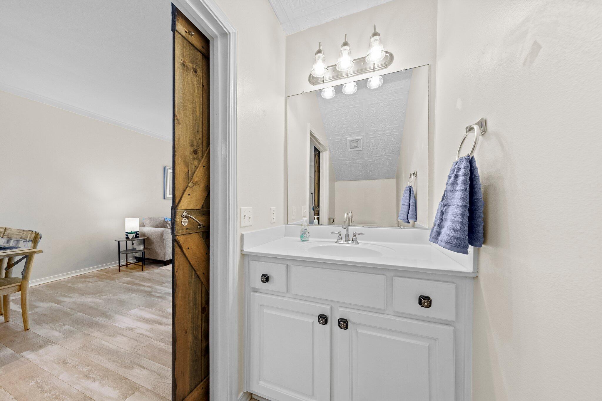 VILLA DANIELLE 1ST ADDN - Residential