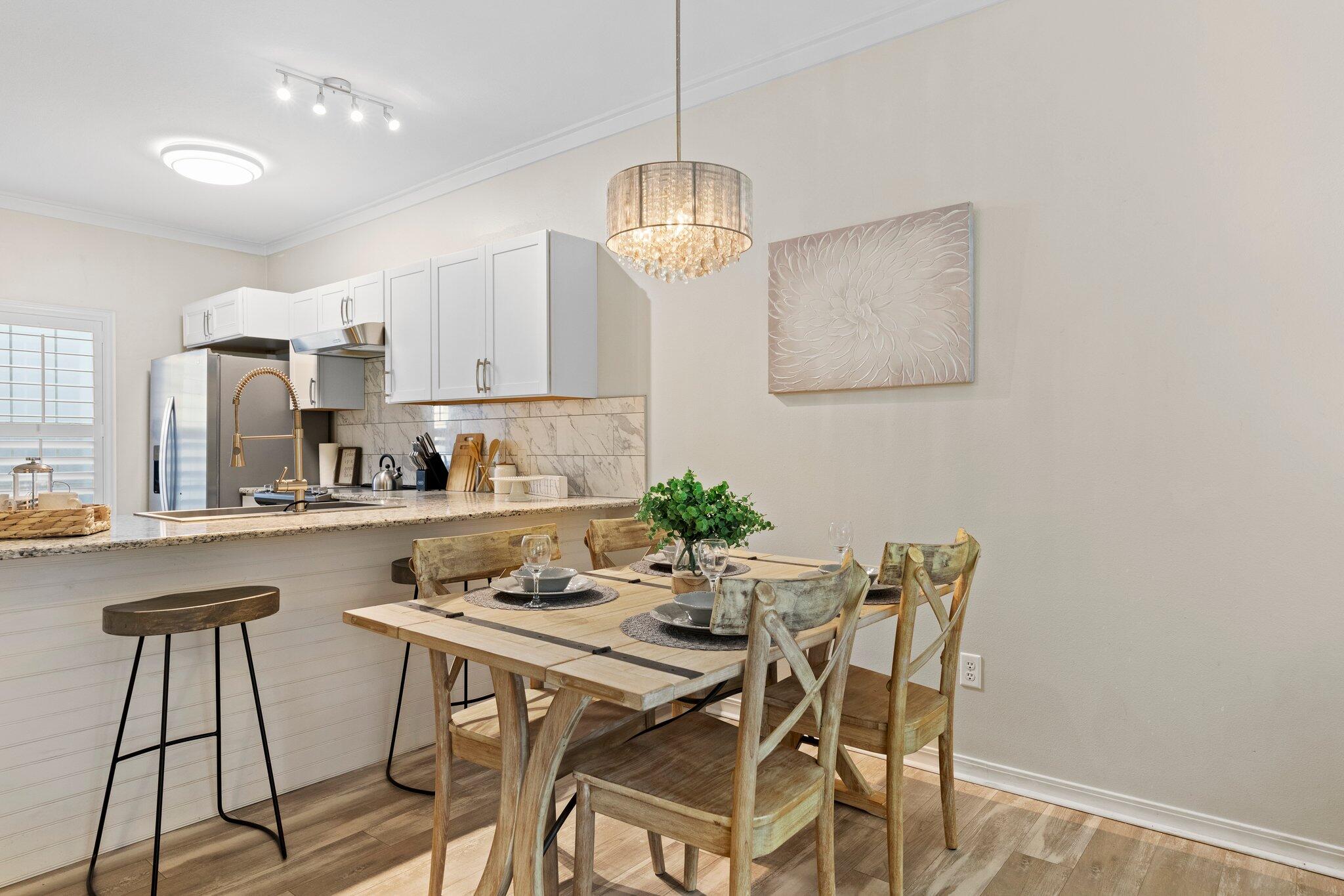 VILLA DANIELLE 1ST ADDN - Residential