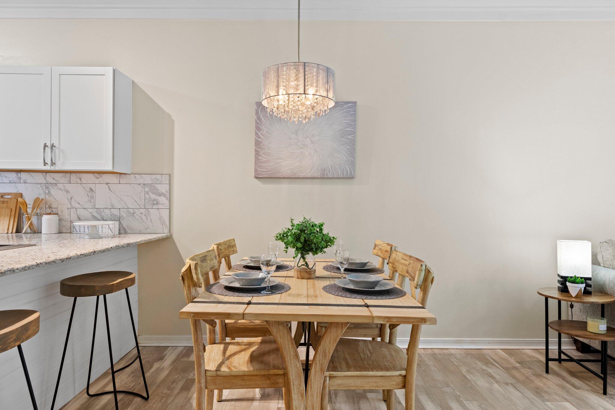 VILLA DANIELLE 1ST ADDN - Residential