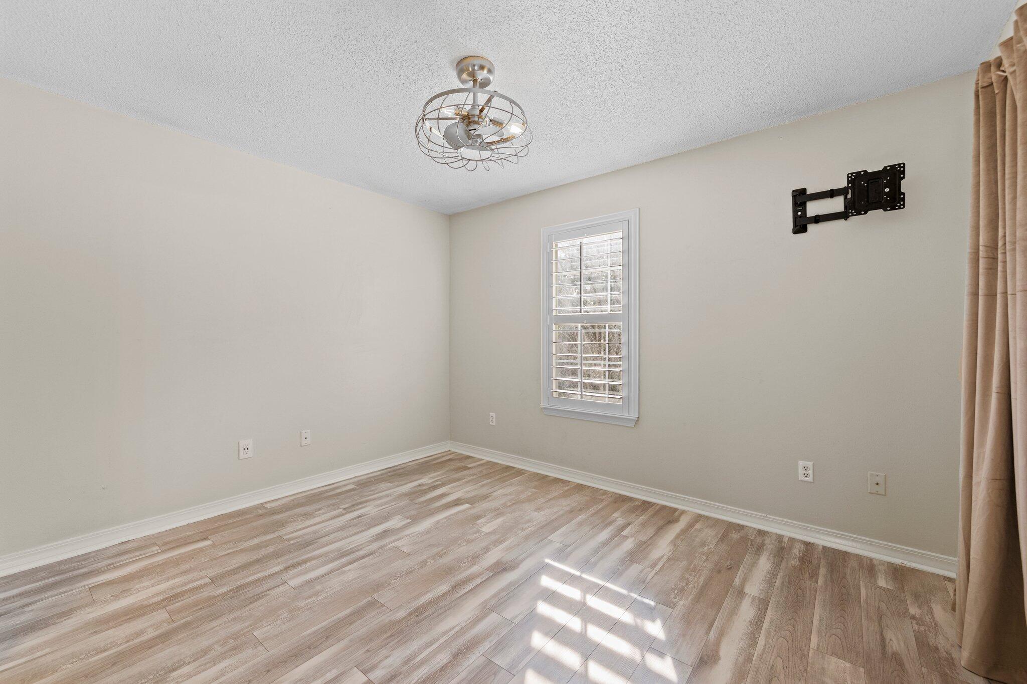 VILLA DANIELLE 1ST ADDN - Residential