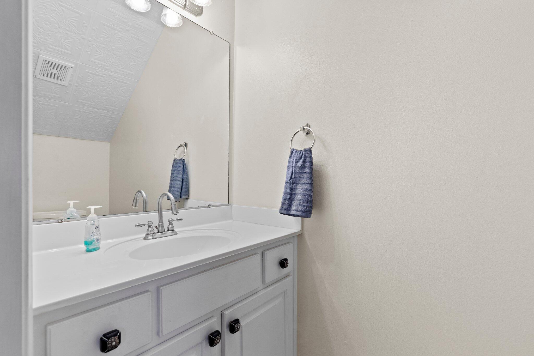 VILLA DANIELLE 1ST ADDN - Residential