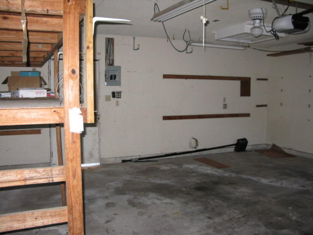 FIELD S/D 2ND ADDN Lot 6 BLK C - Residential