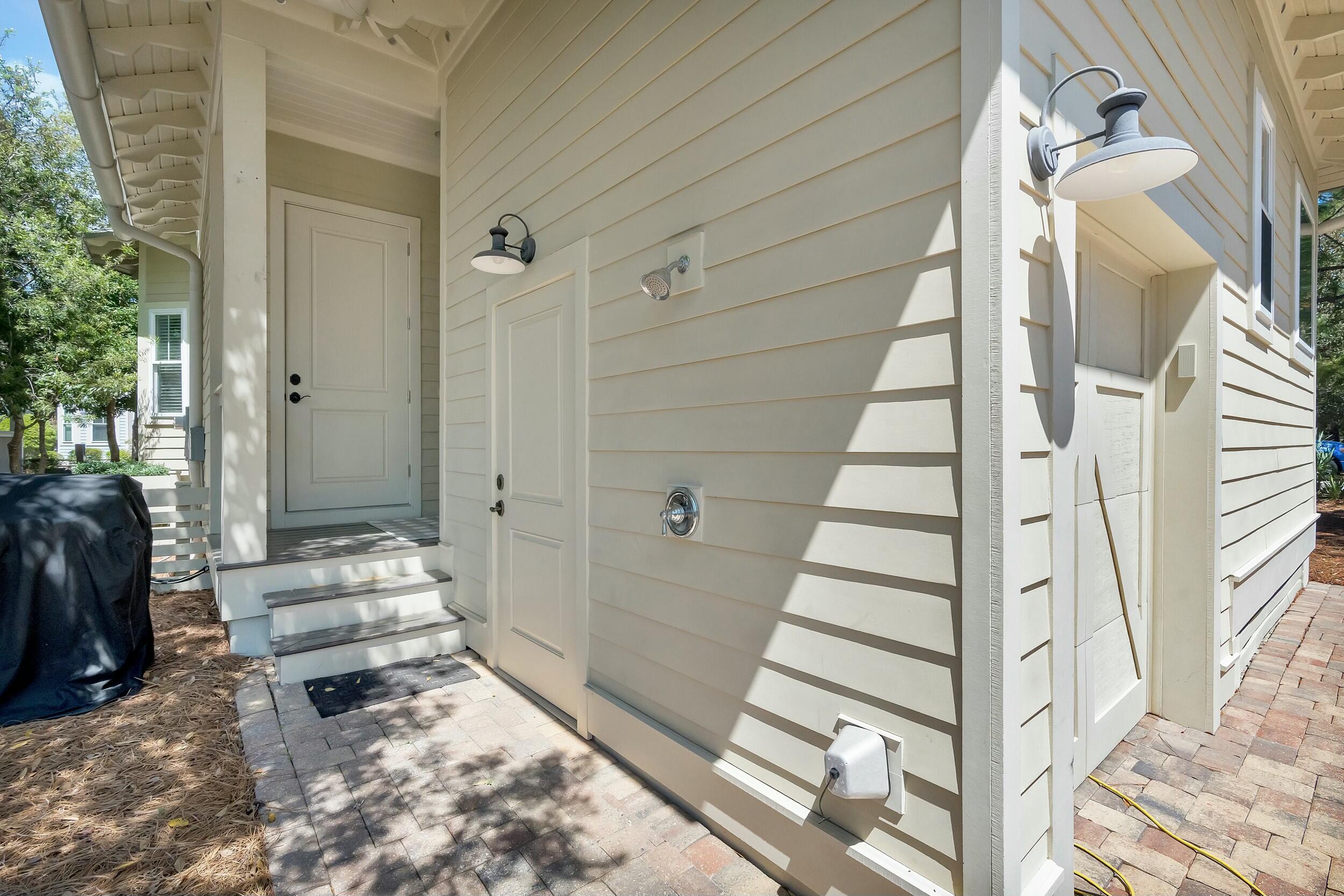 NATUREWALK AT SEAGROVE - Residential