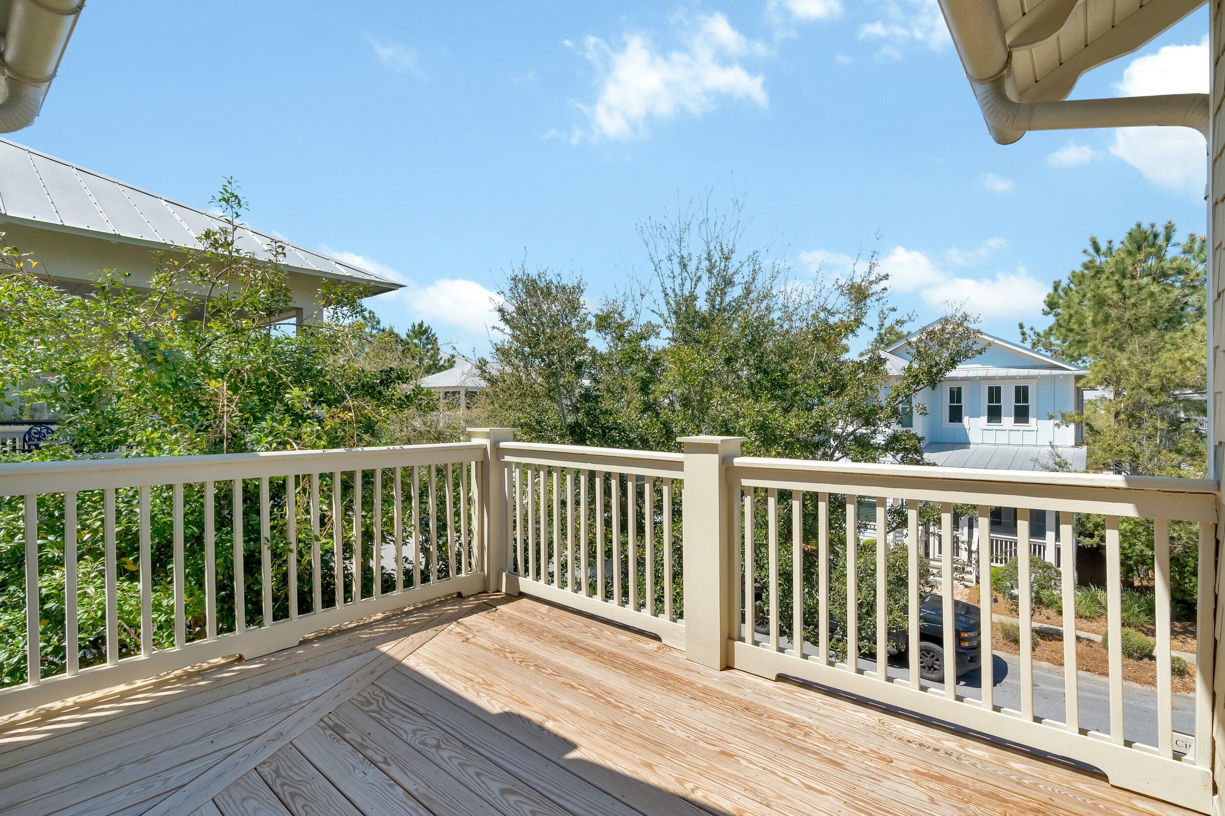 NATUREWALK AT SEAGROVE - Residential