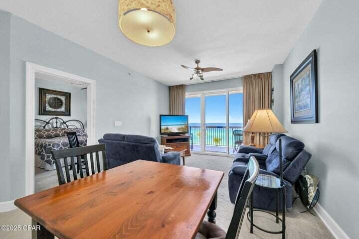 SUNRISE BEACH - Residential