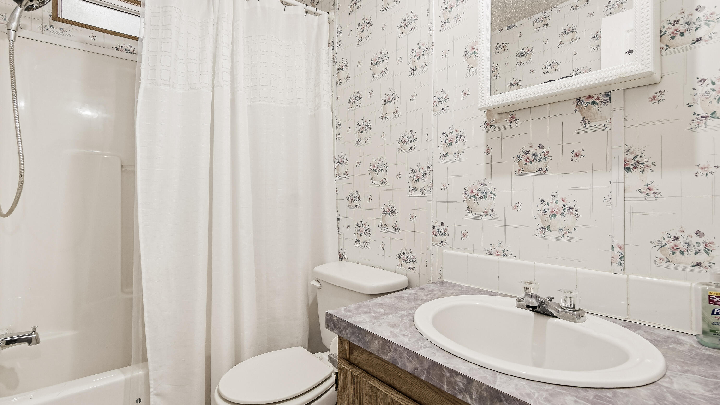 JUNIPER LAKE UNREC - Residential