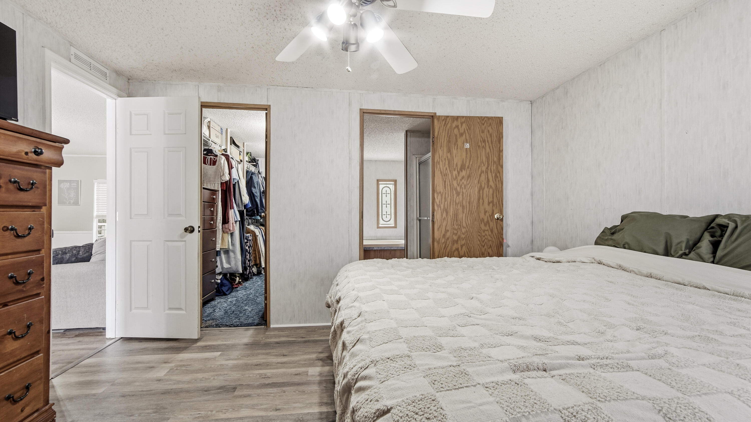 JUNIPER LAKE UNREC - Residential