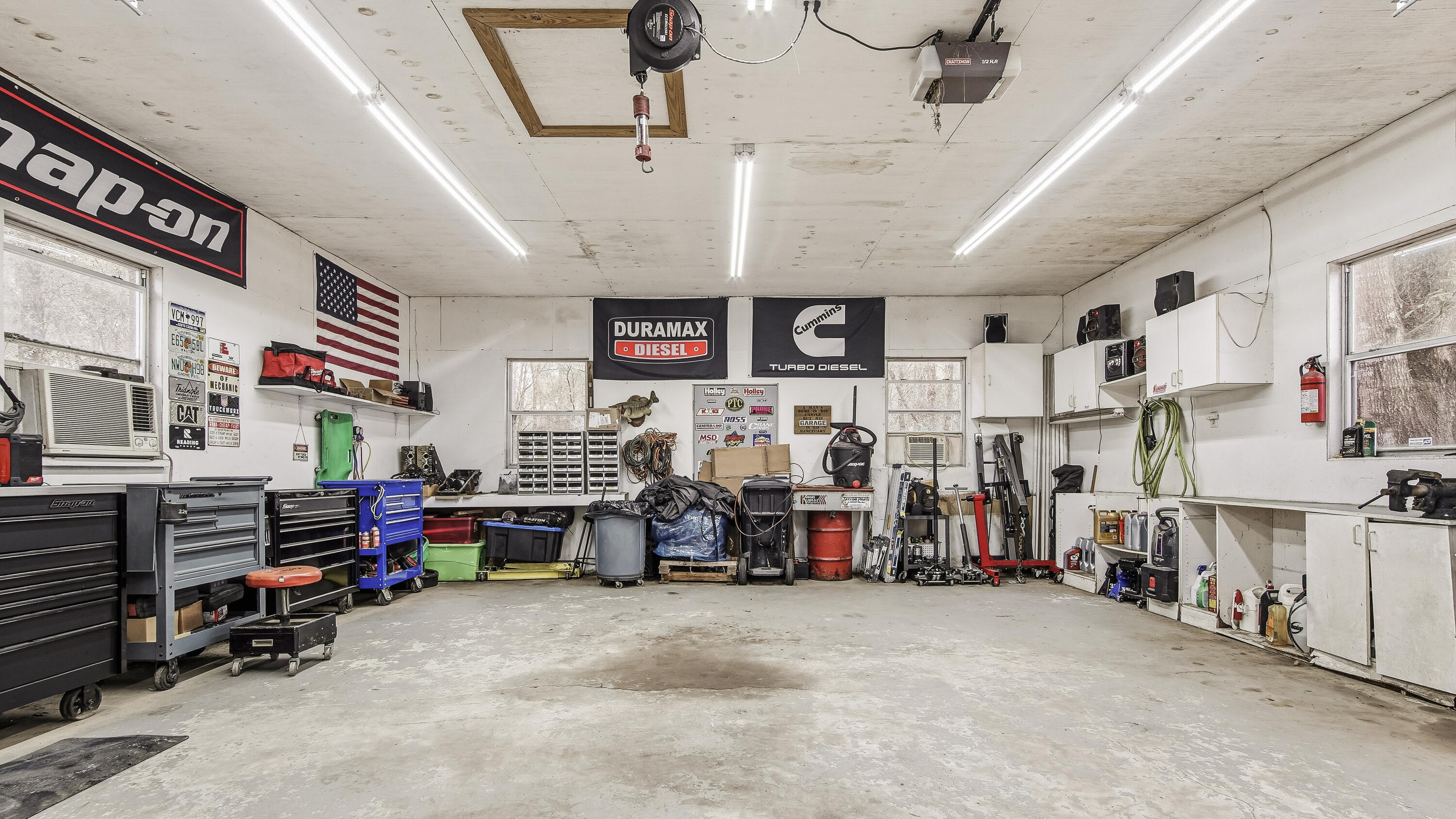 JUNIPER LAKE UNREC - Residential