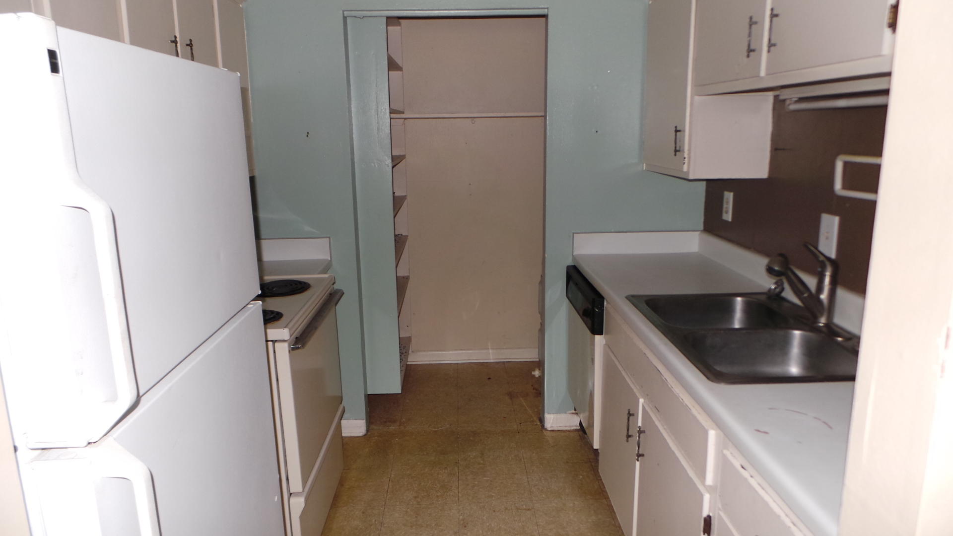 CEDARS CONDO - Residential