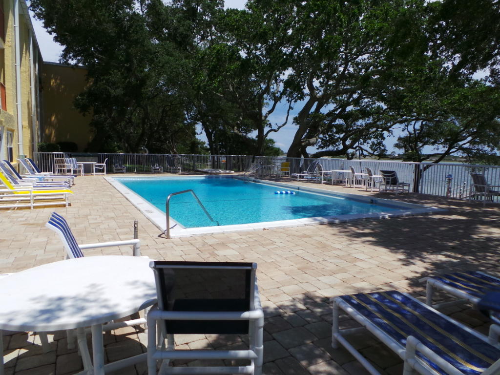 CEDARS CONDO - Residential