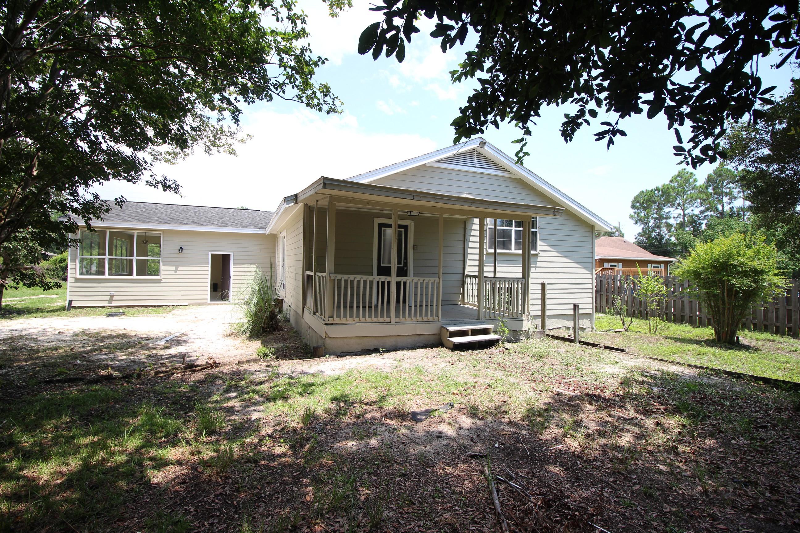 NAVARRE S/D 2ND ADDN - Residential