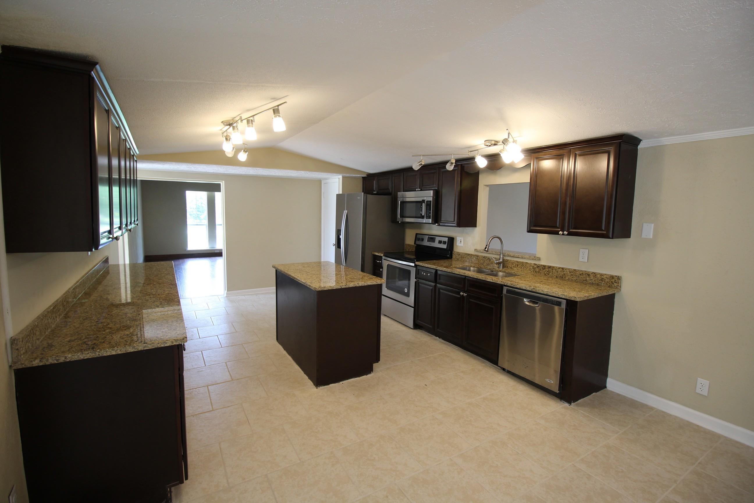 NAVARRE S/D 2ND ADDN - Residential