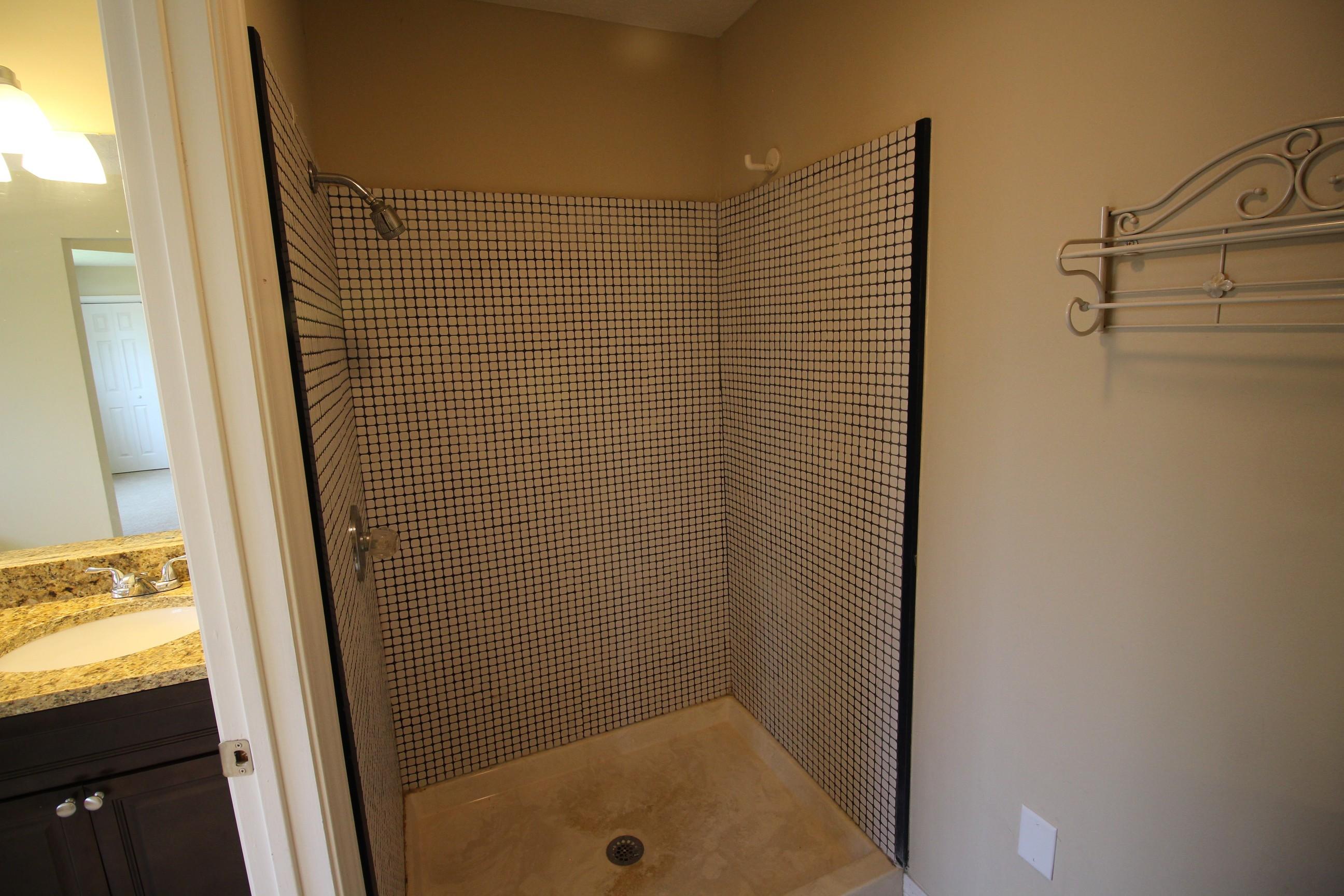 NAVARRE S/D 2ND ADDN - Residential