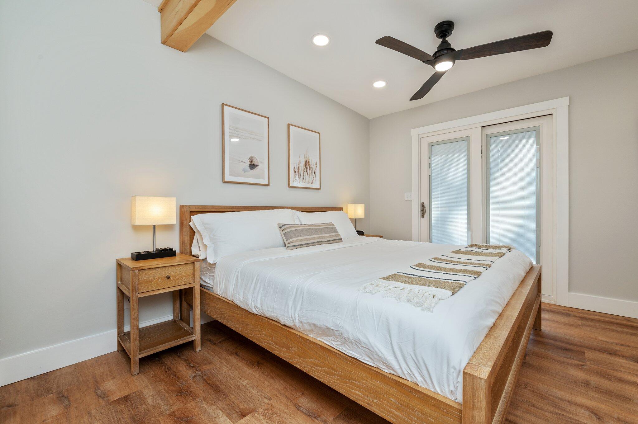 ELLIOTTS POINT - Residential