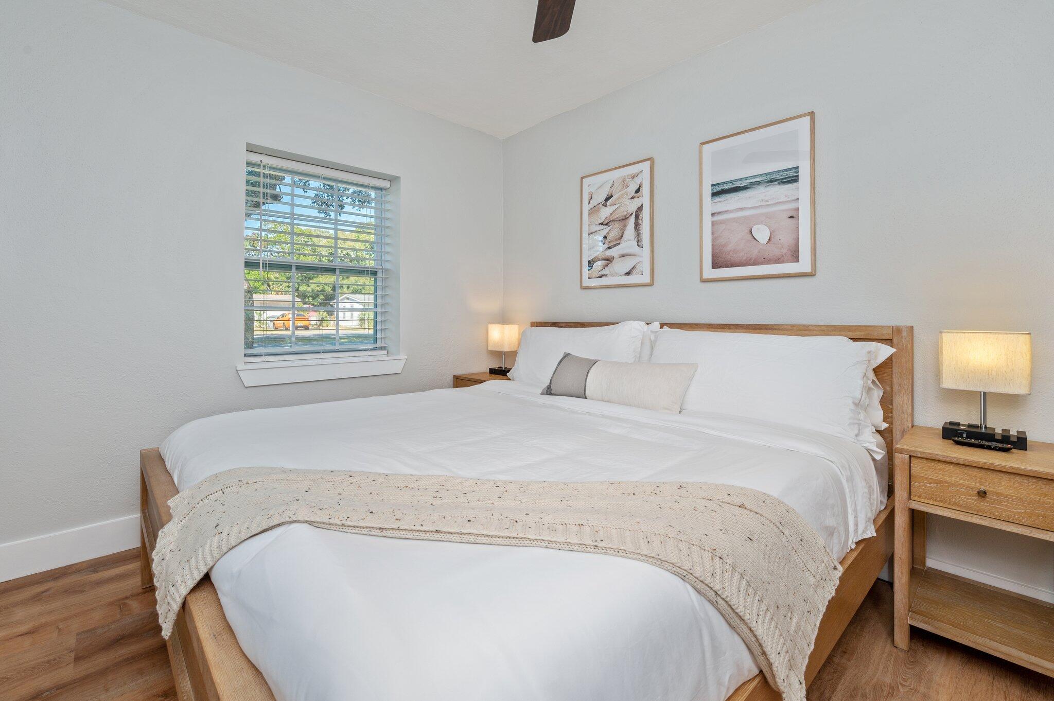 ELLIOTTS POINT - Residential