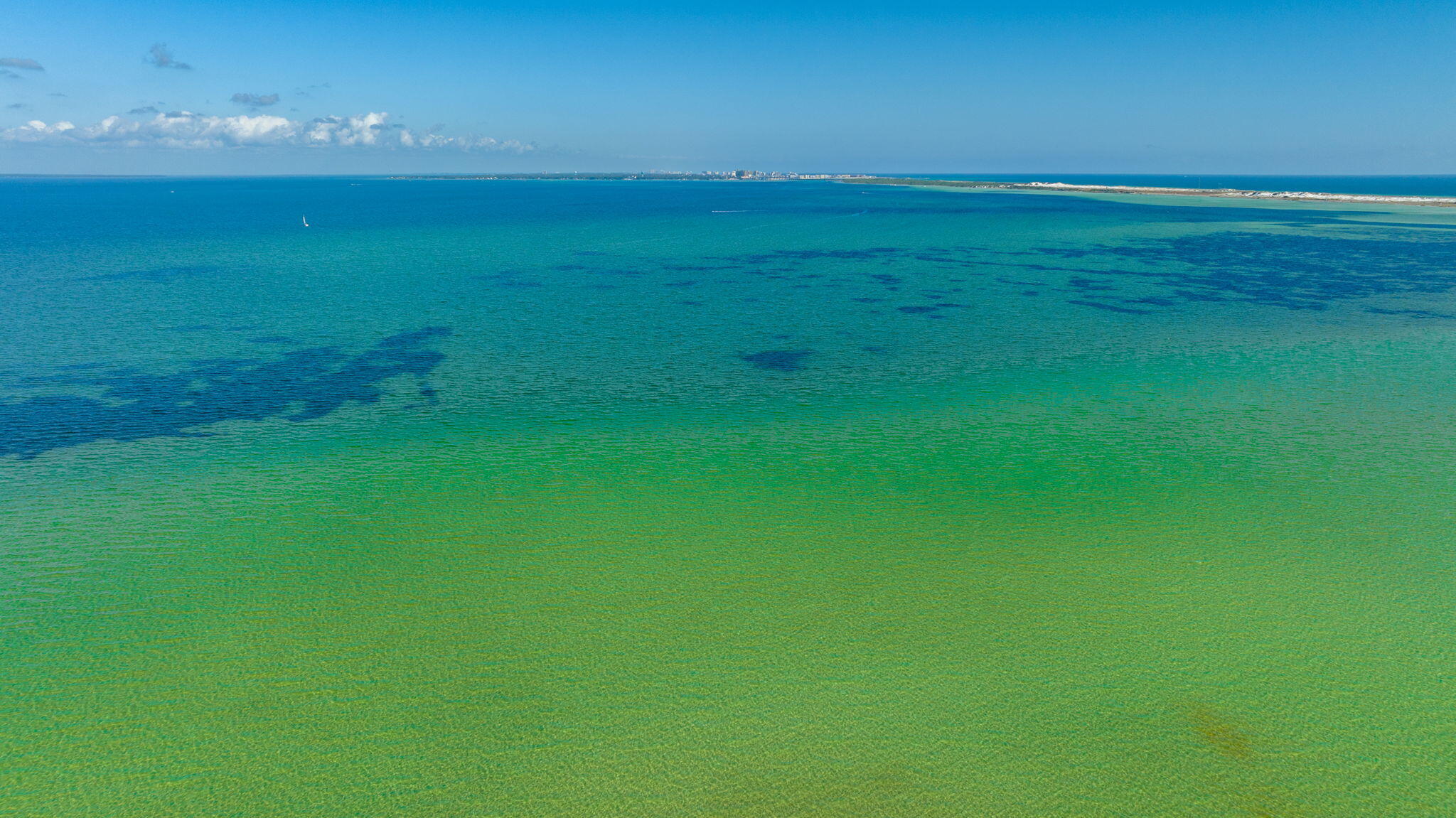 ELLIOTTS POINT - Residential