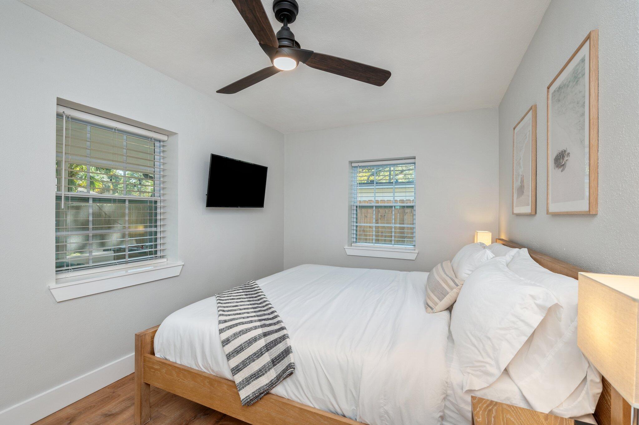 ELLIOTTS POINT - Residential