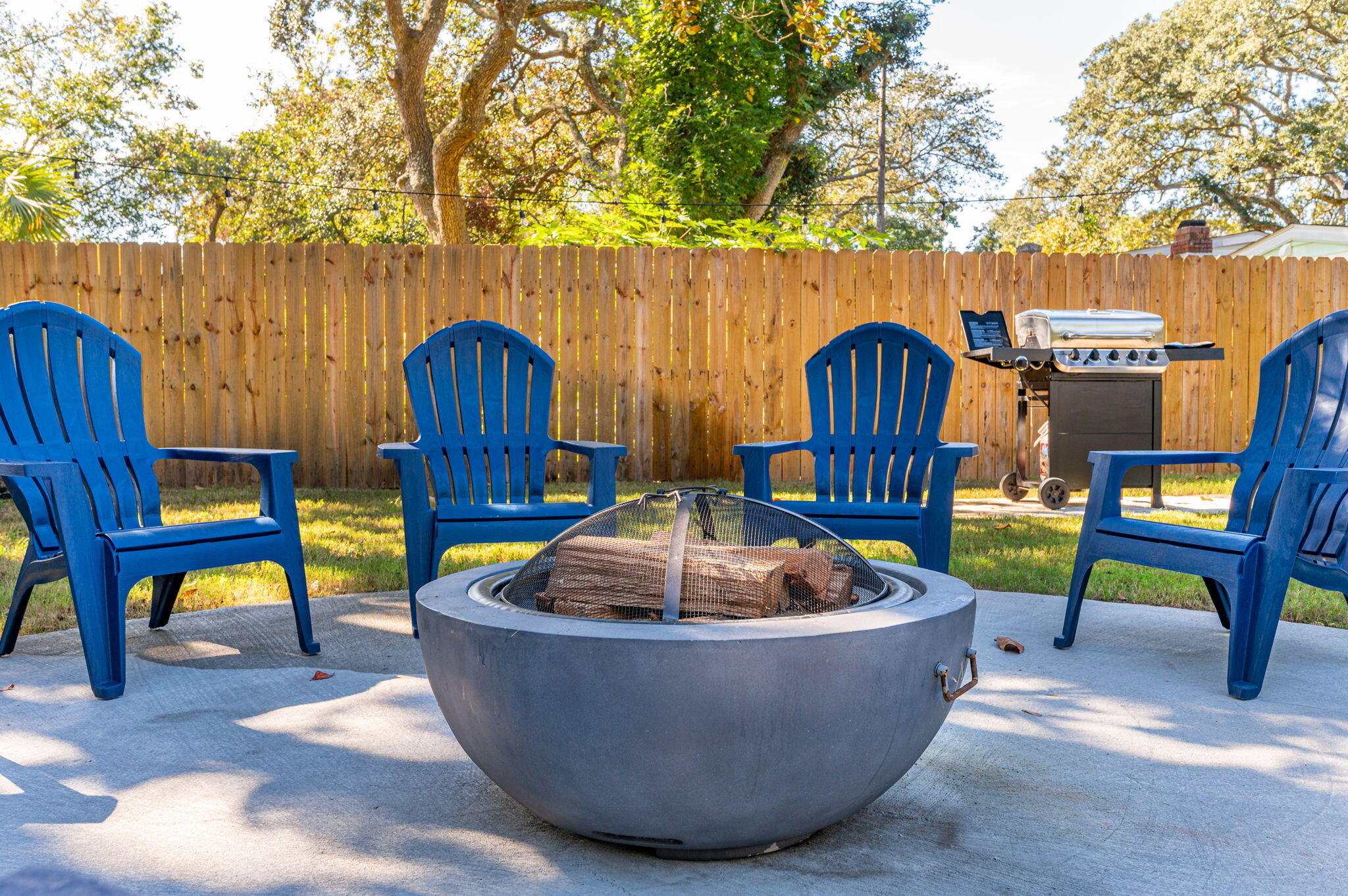 ELLIOTTS POINT - Residential