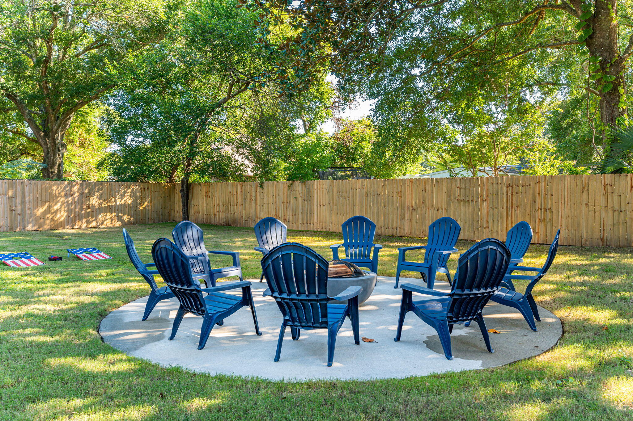 ELLIOTTS POINT - Residential