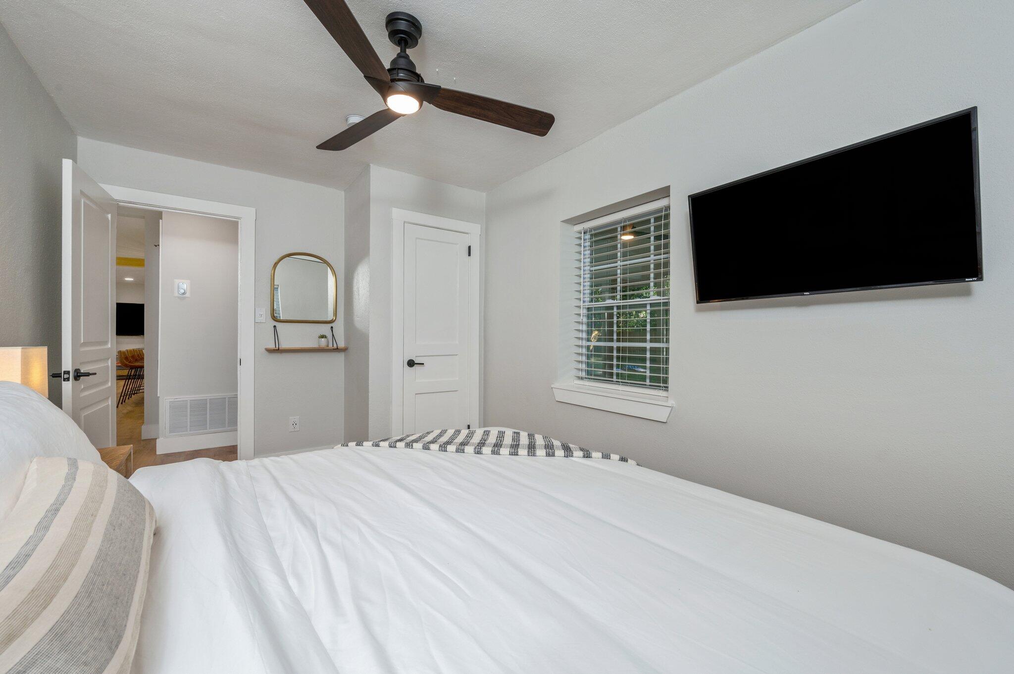 ELLIOTTS POINT - Residential