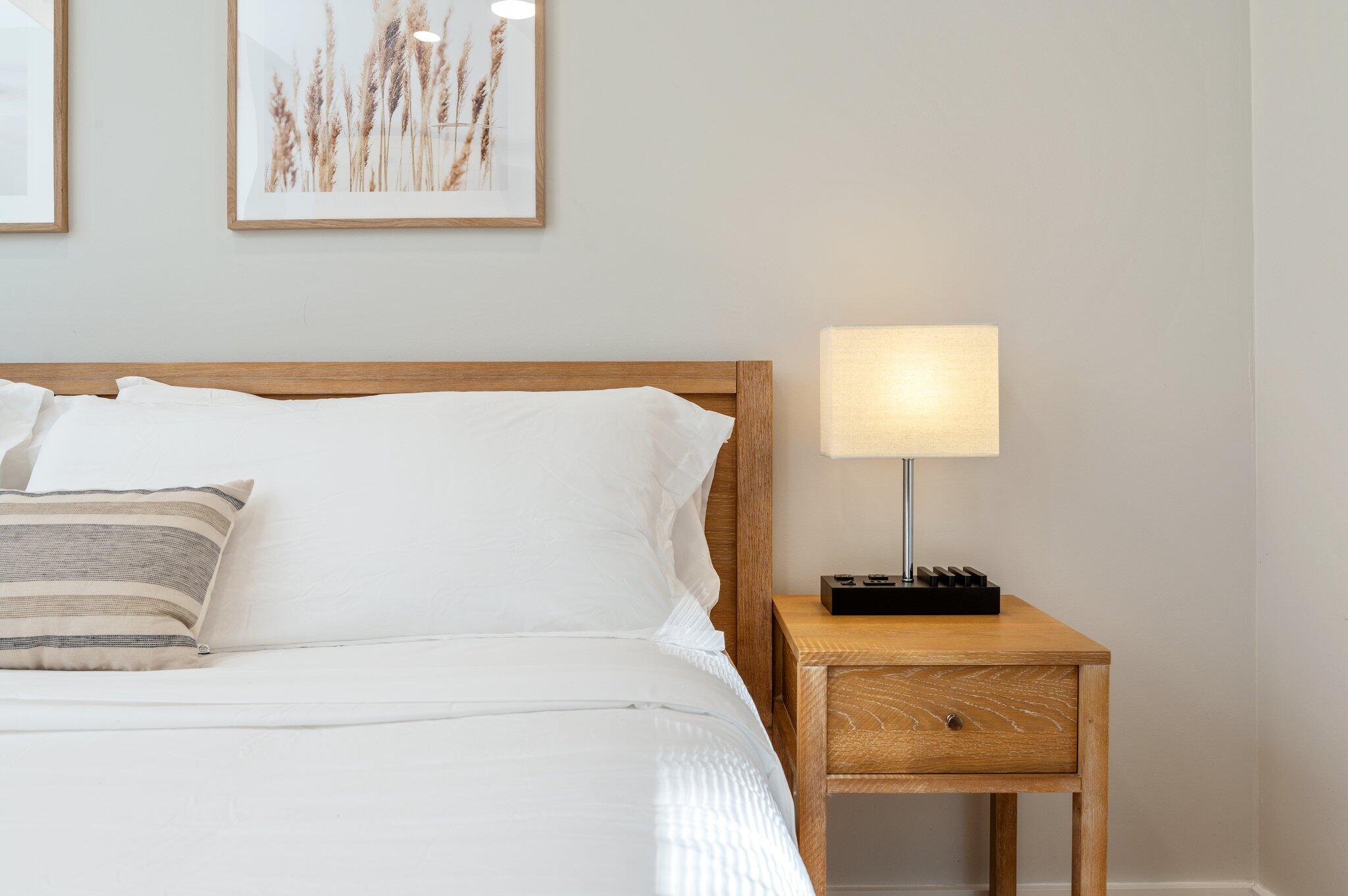 ELLIOTTS POINT - Residential