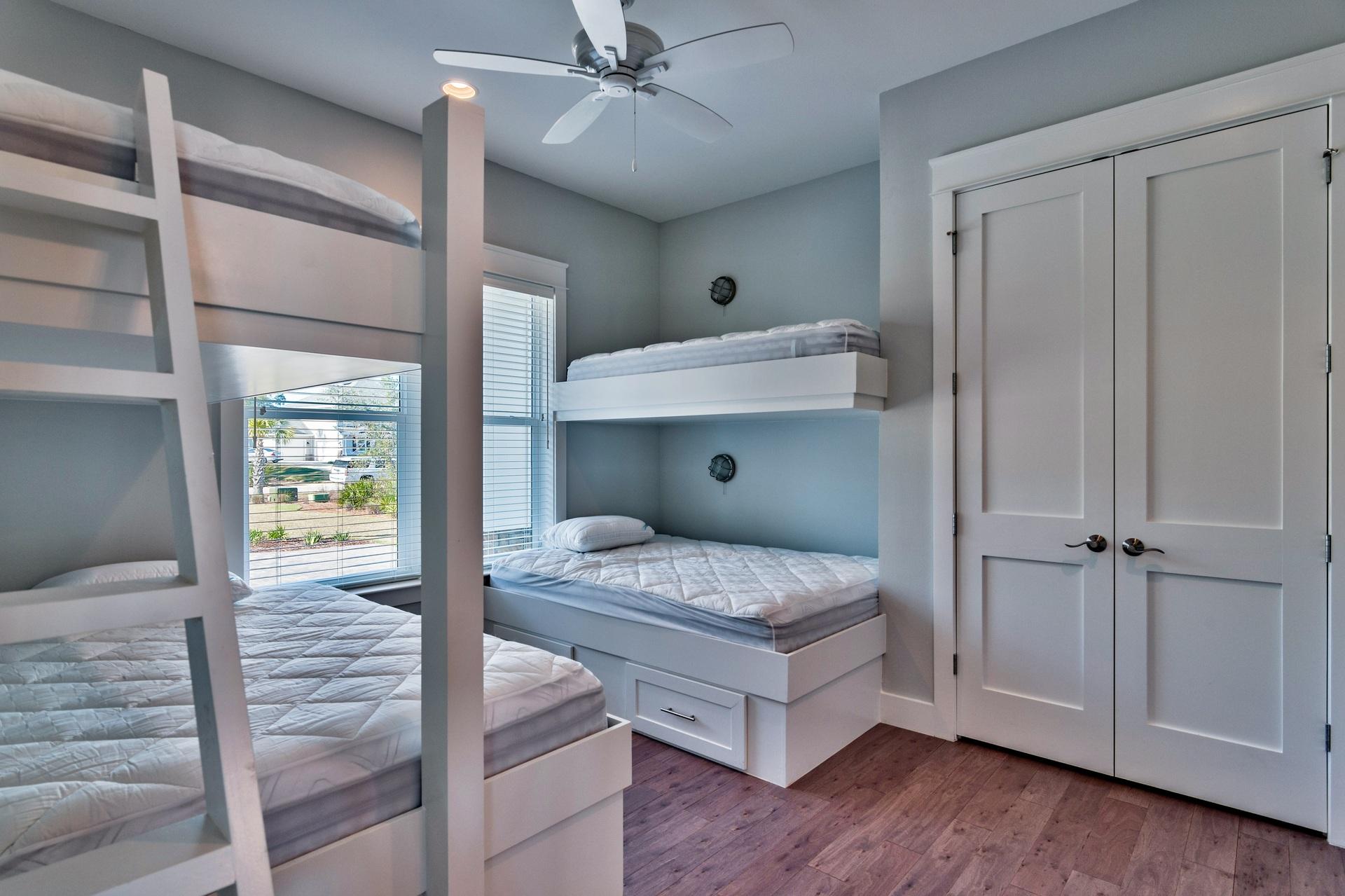 DRIFTWOOD ESTATES - Residential