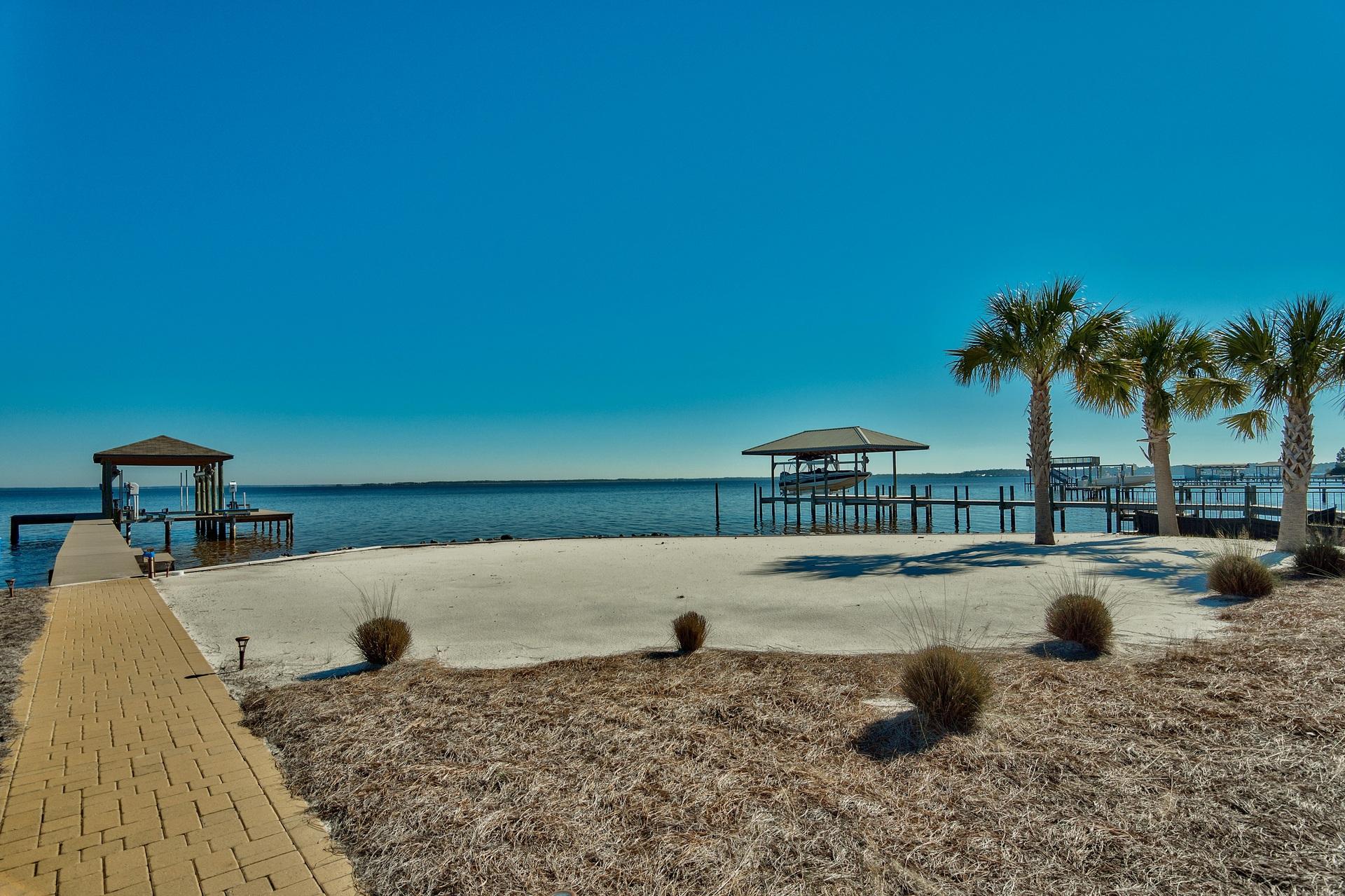 DRIFTWOOD ESTATES - Residential