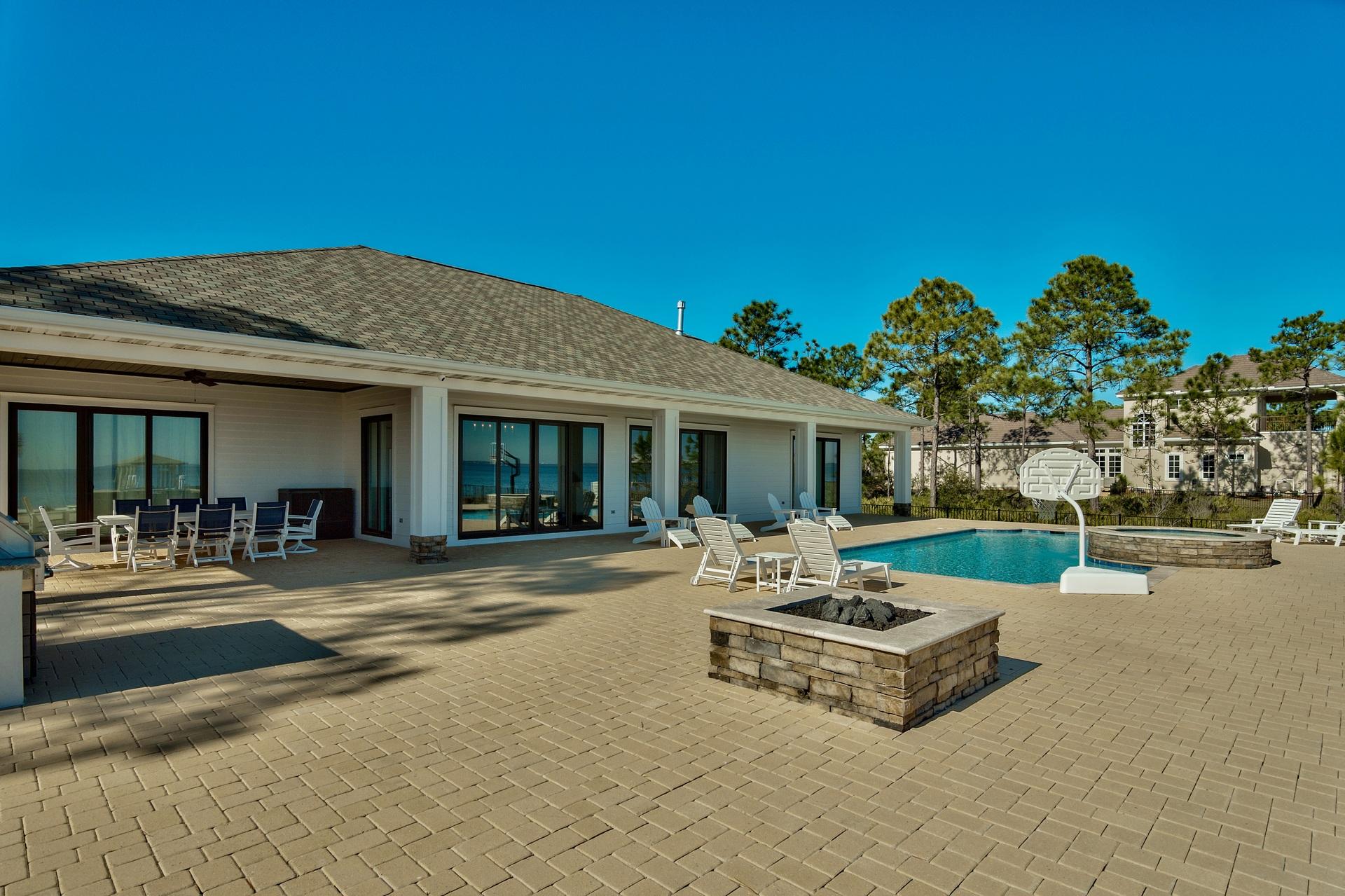 DRIFTWOOD ESTATES - Residential