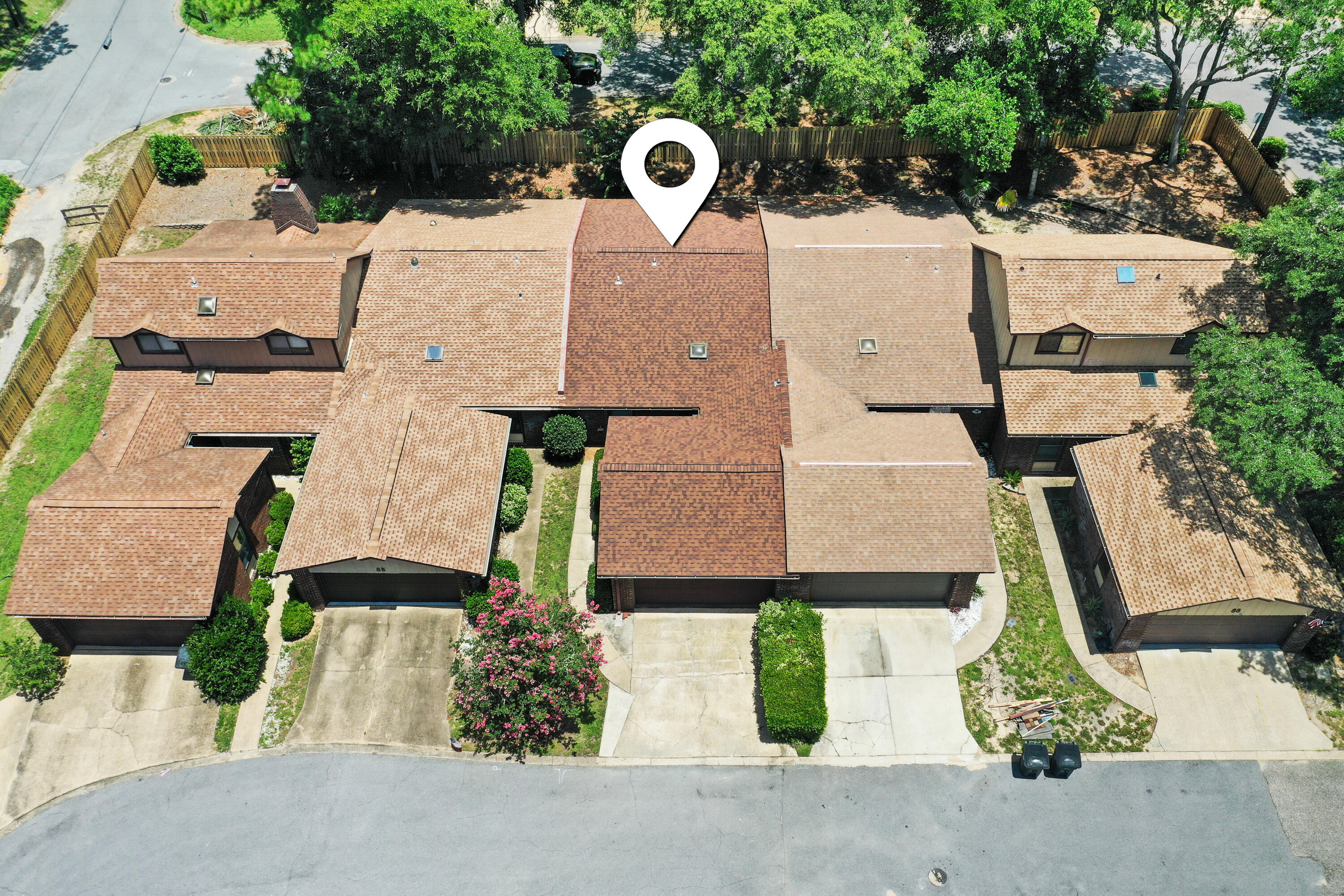 HIDDEN COVE T/H - Residential