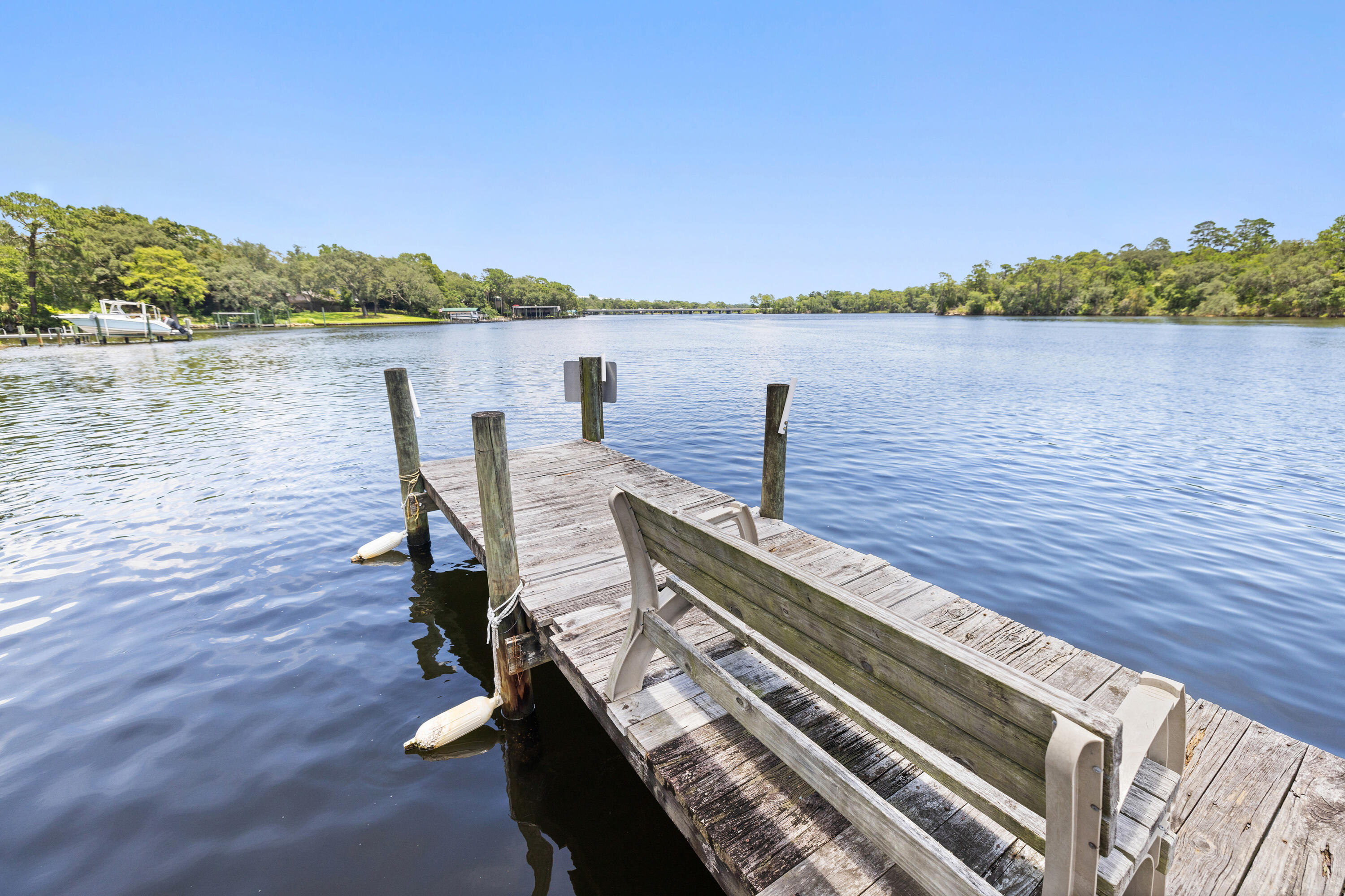 HIDDEN COVE T/H - Residential